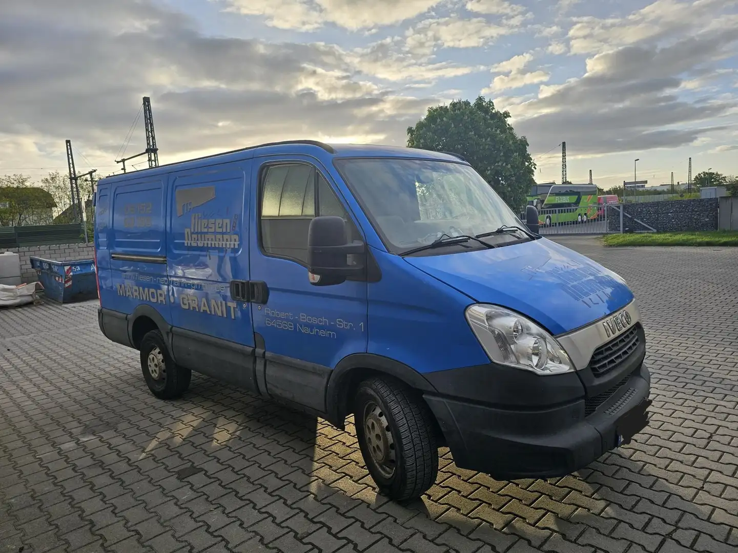 Iveco Daily 35 S 17 Azul - 1
