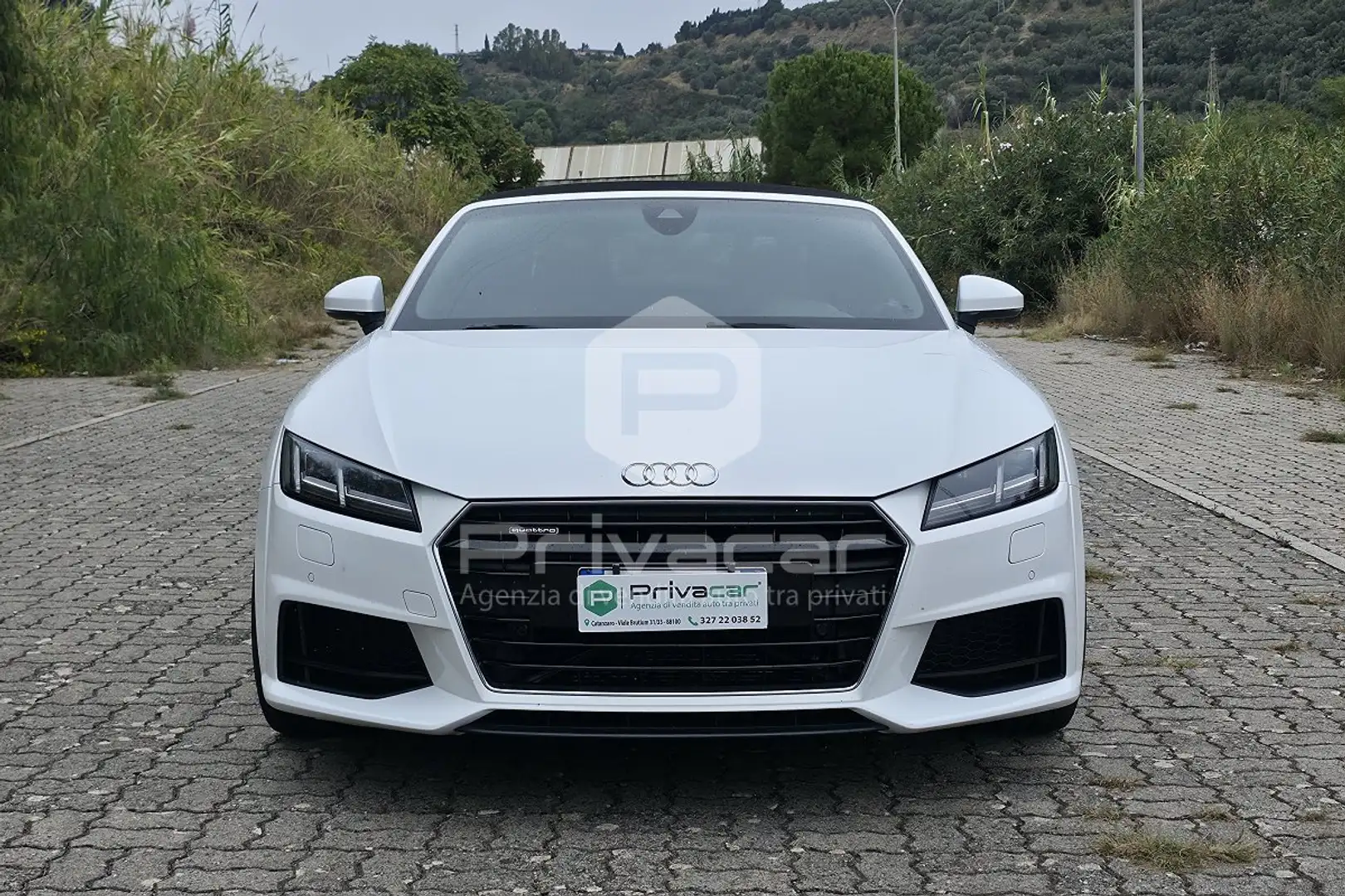 Audi TT TT Roadster 2.0 TFSI quattro S tronic S line Weiß - 2