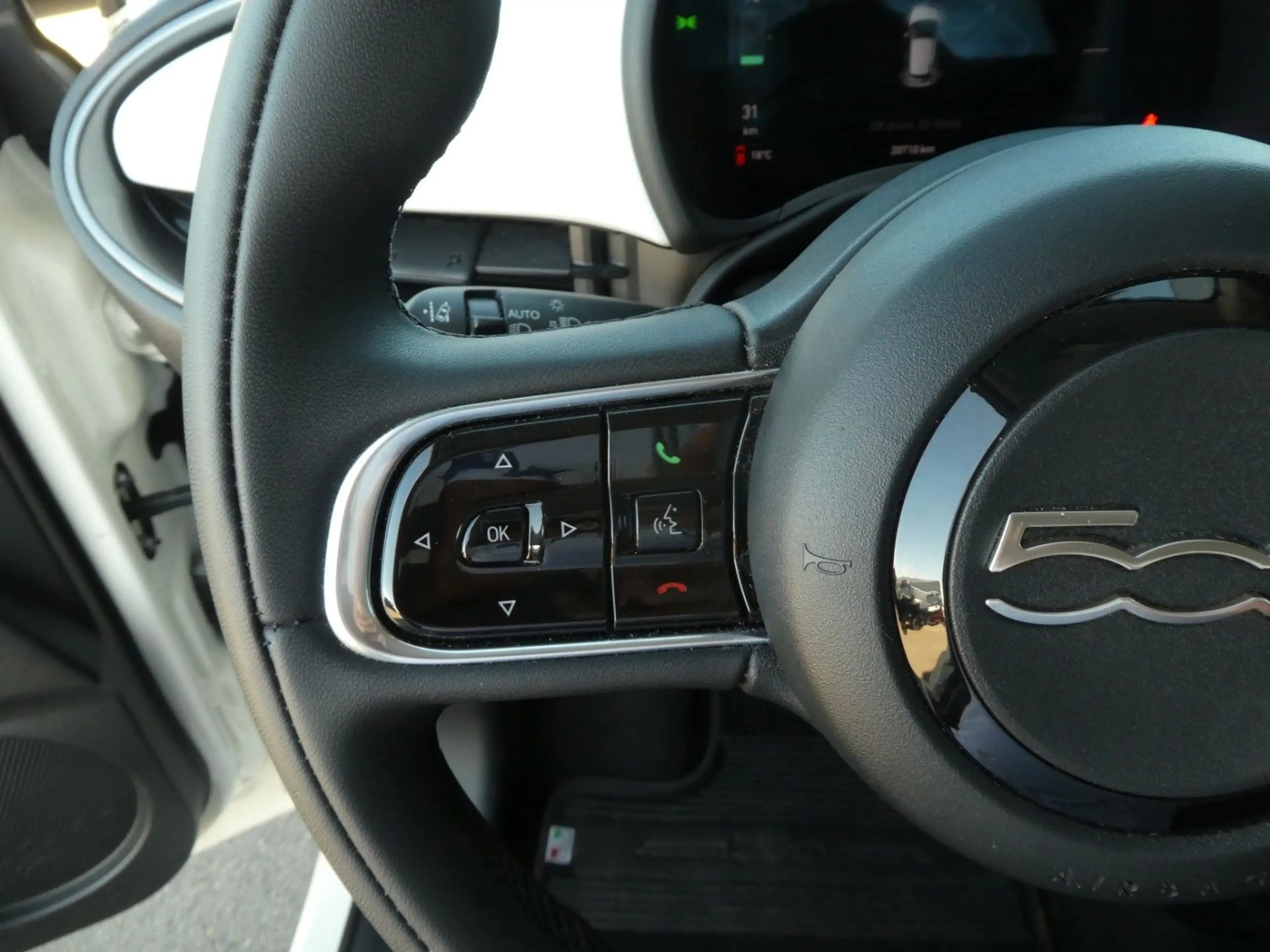 Fiat 500e 500 e Basis Klima, SHZ, PDC, Kamera, LMF — photo 14