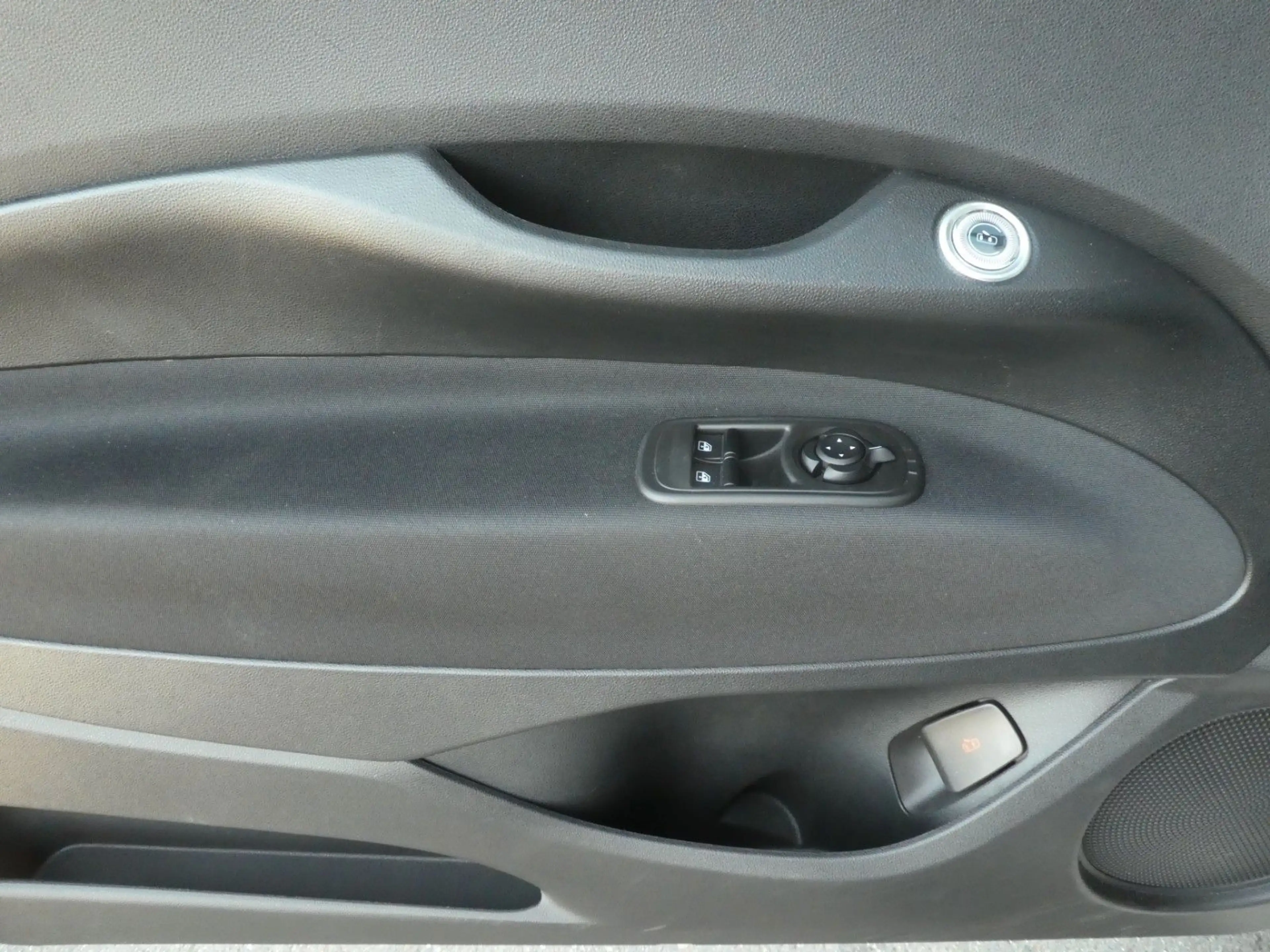 Fiat 500e 500 e Basis Klima, SHZ, PDC, Kamera, LMF — photo 11