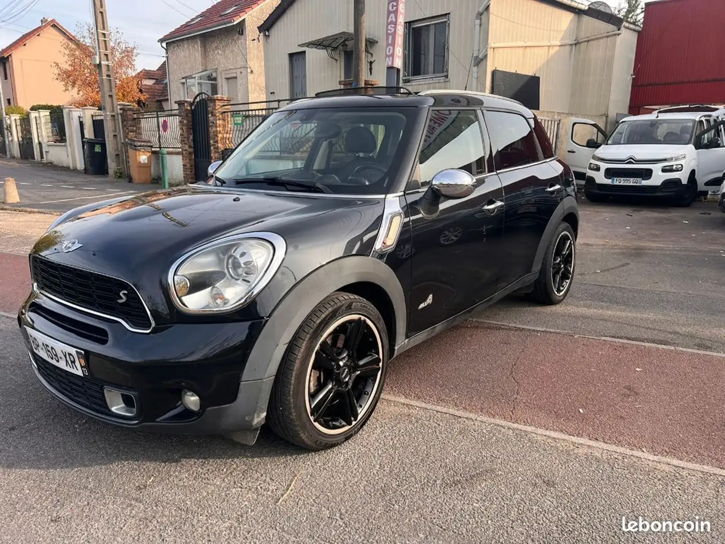 MINI Cooper Countryman S 1.6l 184ch boite Auto Schwarz - 1