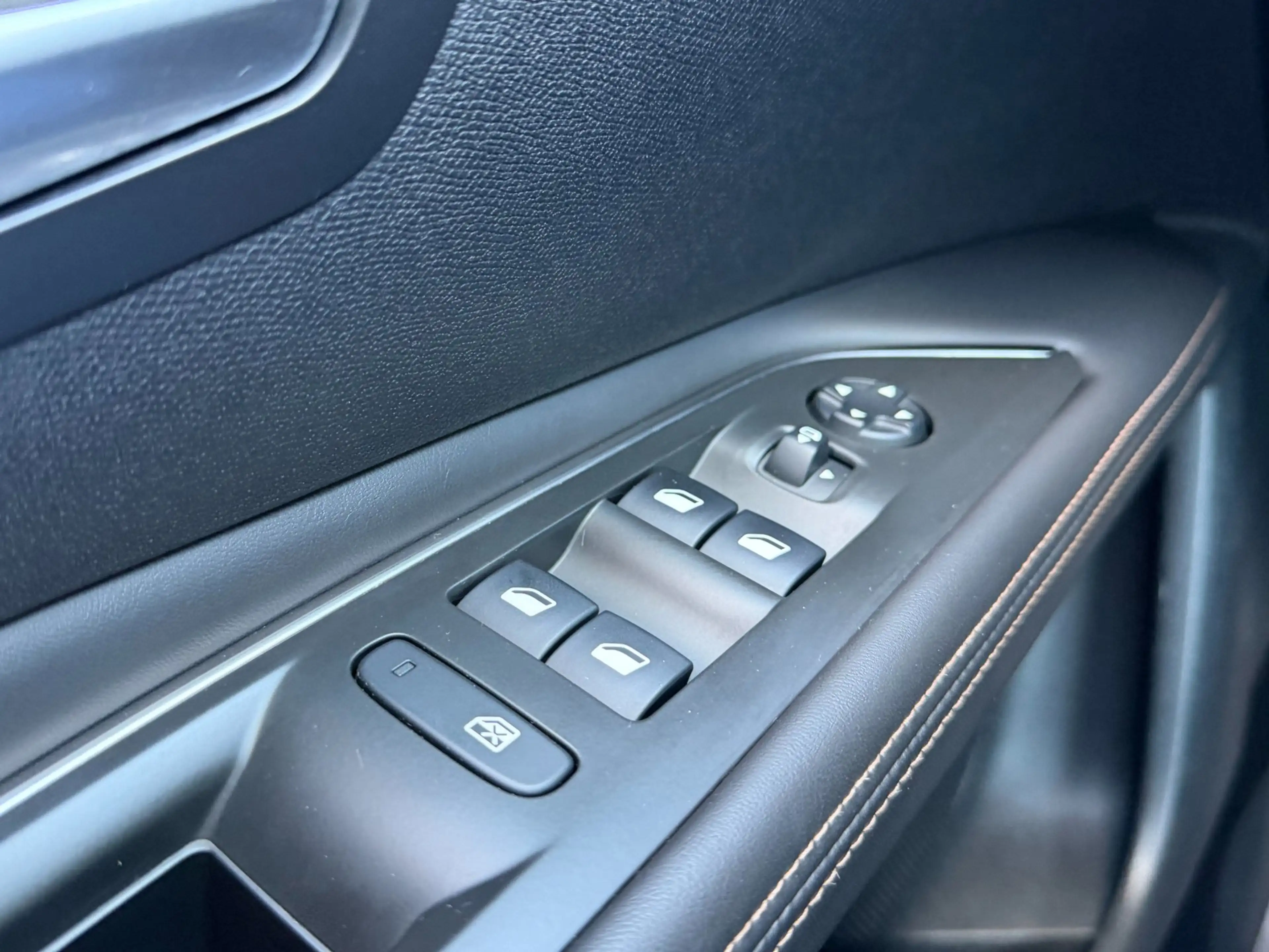Peugeot 3008 1.6 e-THP GT Line|Volledig Onderhoud|Trekhaak — photo 28