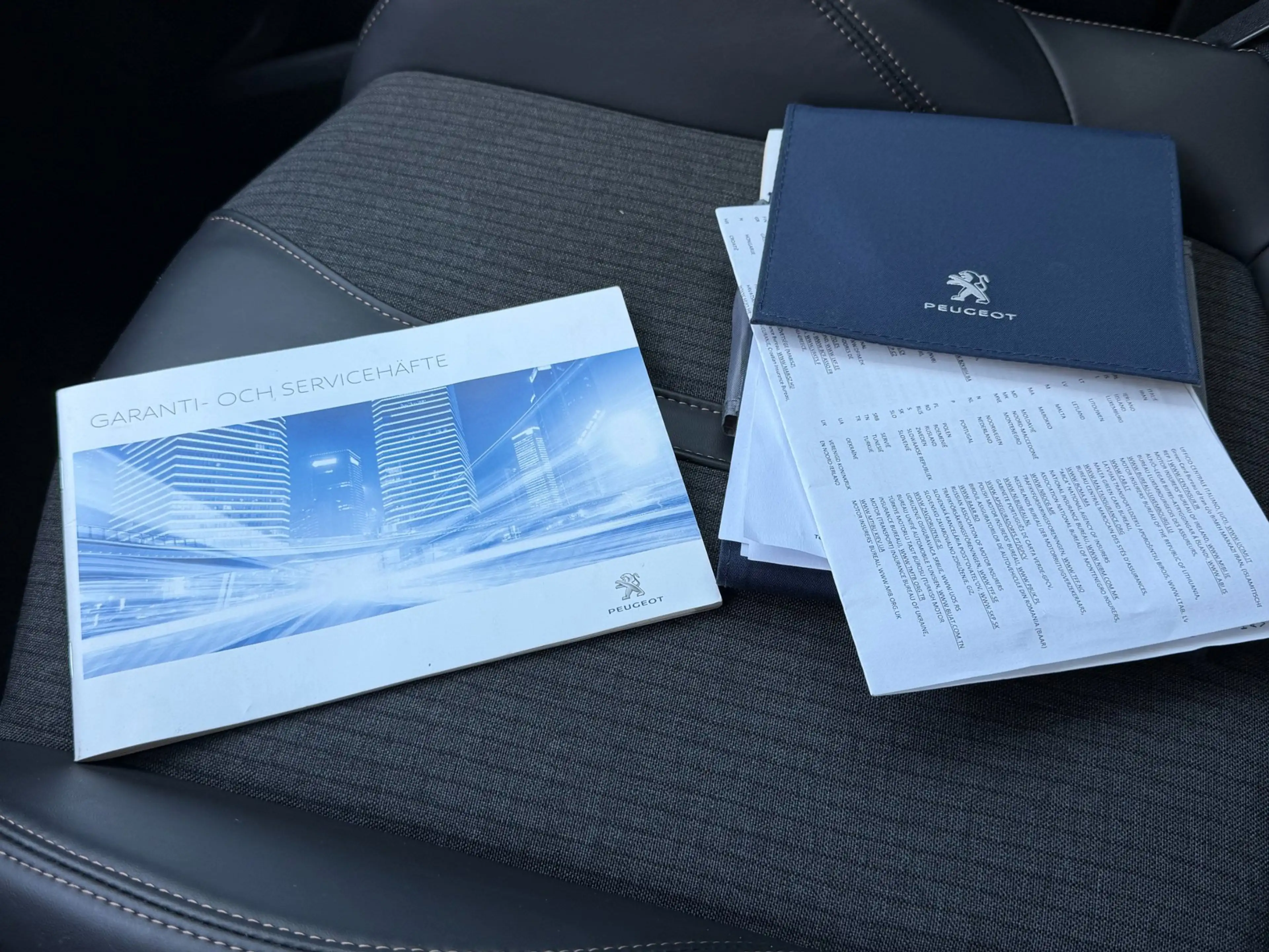 Peugeot 3008 1.6 e-THP GT Line|Volledig Onderhoud|Trekhaak — photo 29
