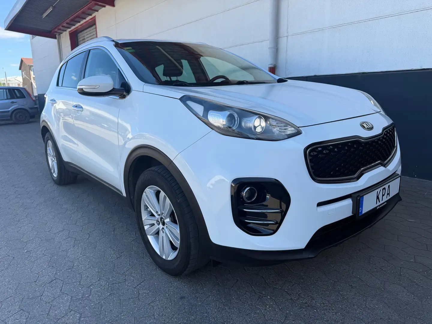 Kia Sportage 1.6L*GDI*2WD*1 Hd*88tkm*Tüv NEU*DAB+ Weiß - 2