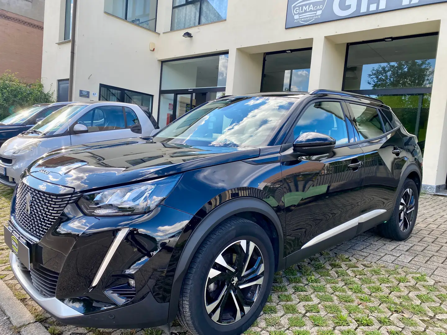 Peugeot 2008 1.2 puretech auto Allure s *RETROCAMERA*IVA DEDUCI Noir - 1