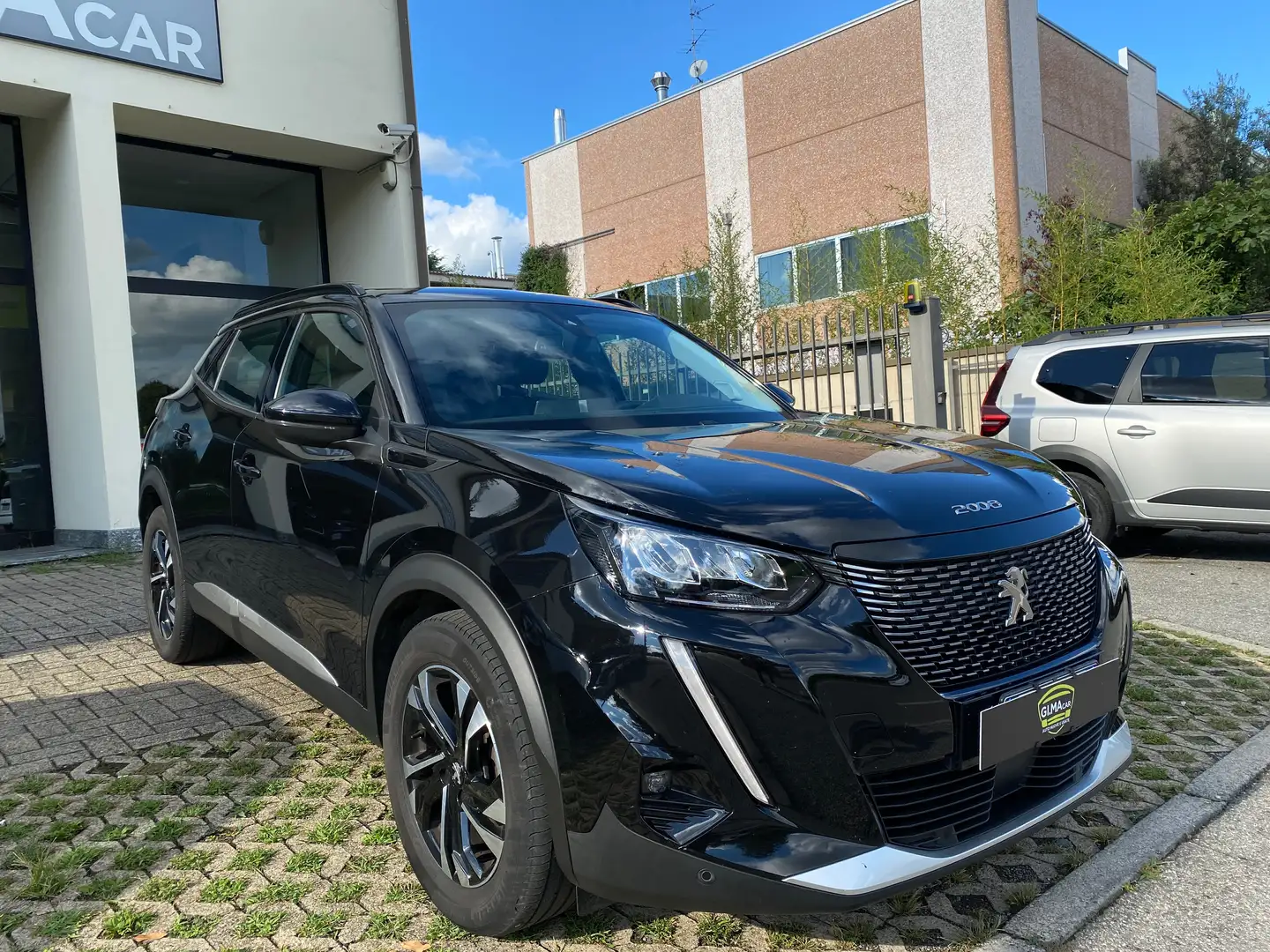 Peugeot 2008 1.2 puretech auto Allure s *RETROCAMERA*IVA DEDUCI Noir - 2