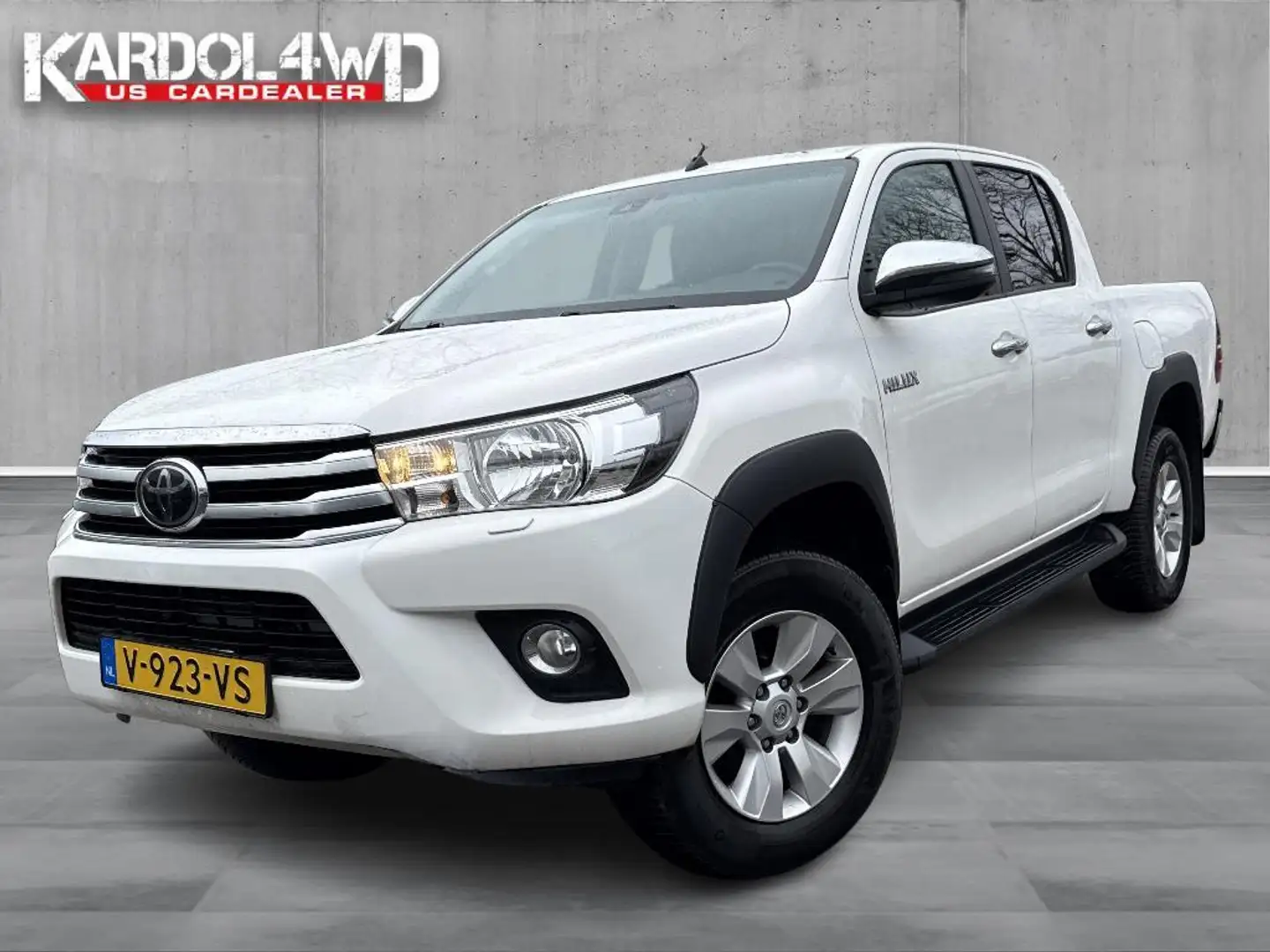 Toyota Hilux 2.4 D-4D-F Double Cab Professional | BE-TREKKER | Blanc - 1