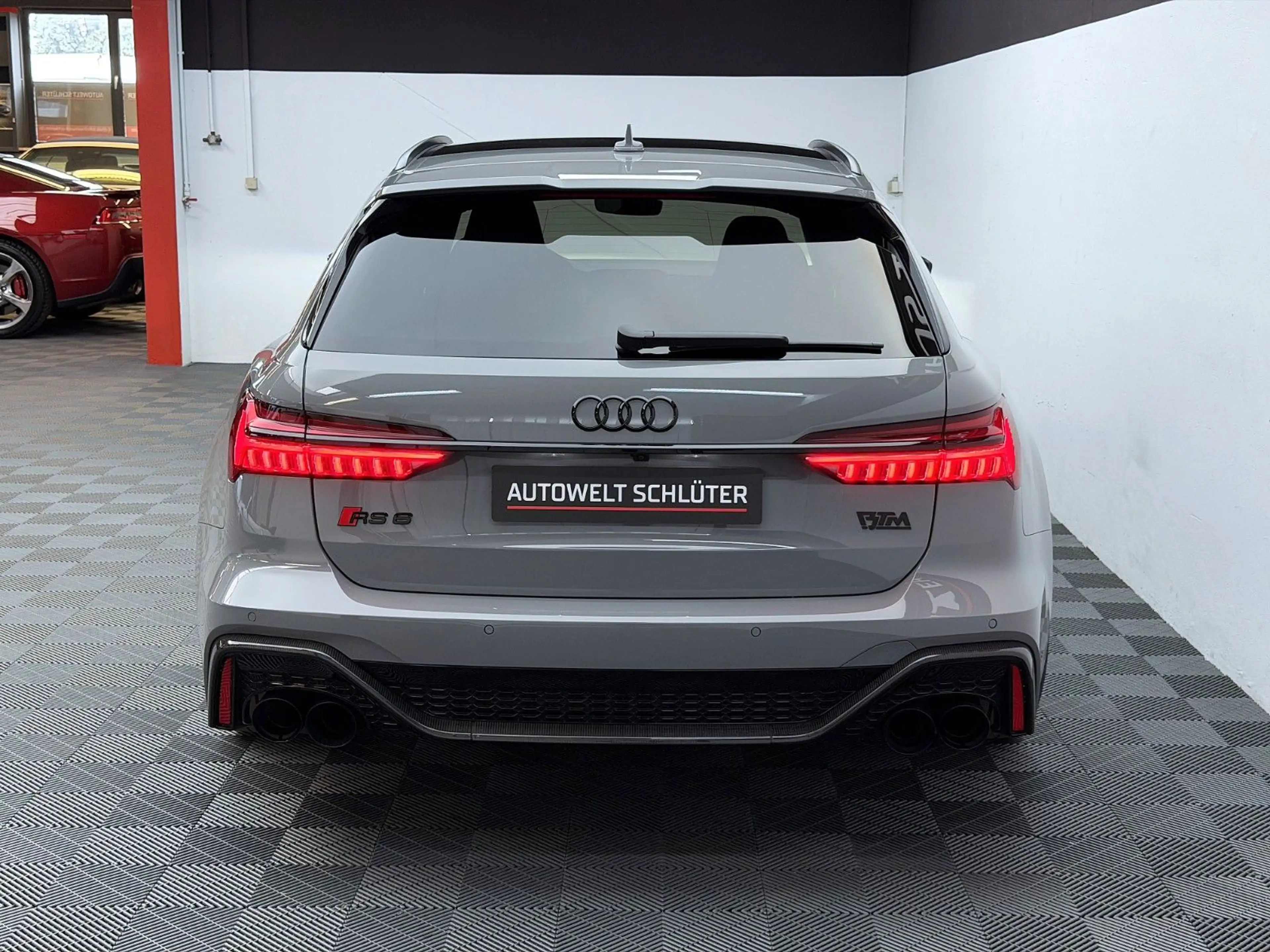 Audi RS6 Avant 4.0 TFSI quattro*BTM*1010PS*Pano*2.Hd* — photo 4