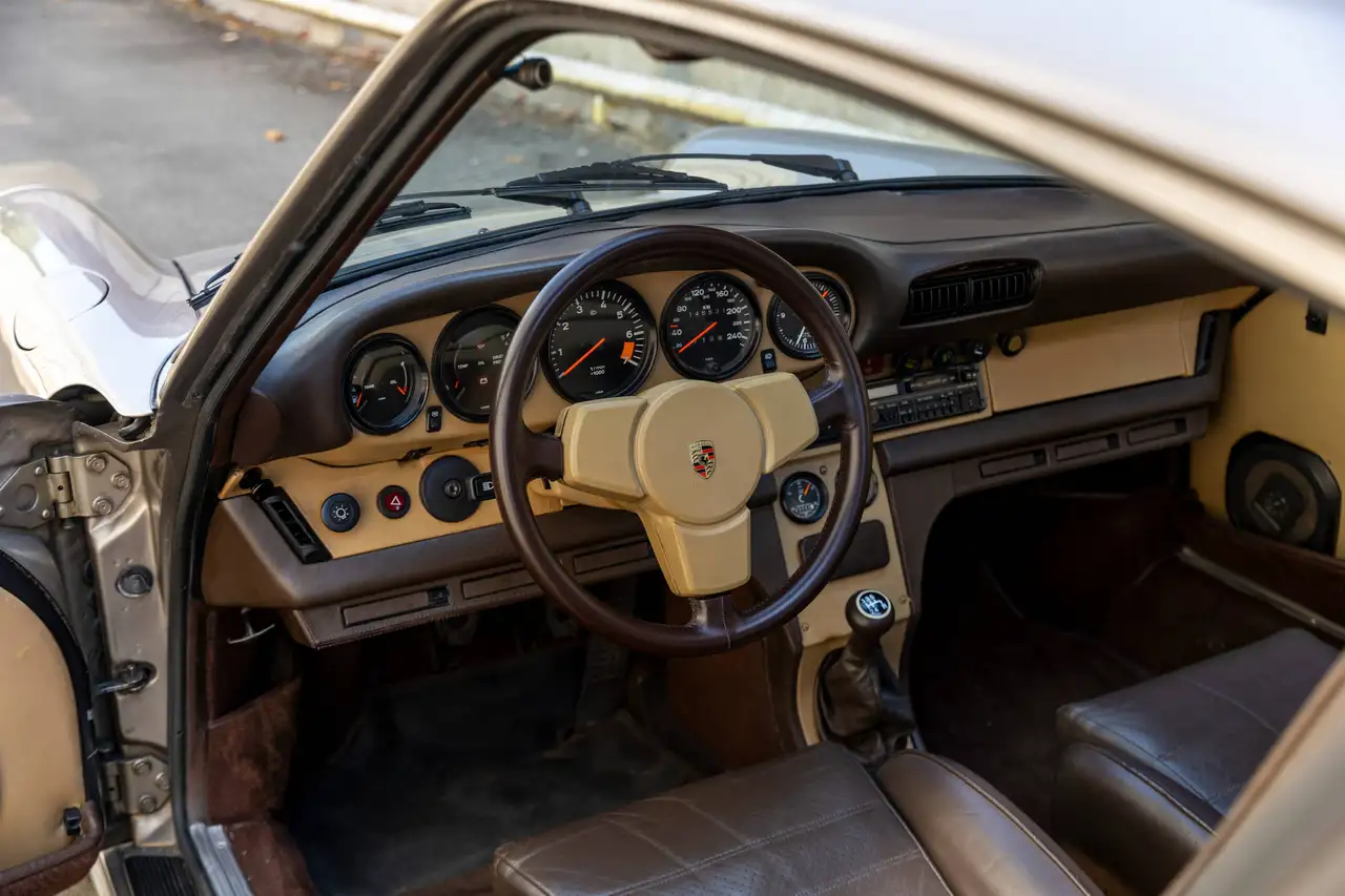 Porsche 911 3.0SC 204cv Coupé * Tetto apribile* Interni Gemballa* Targhe TO*L Perfette condizioni, foto 12