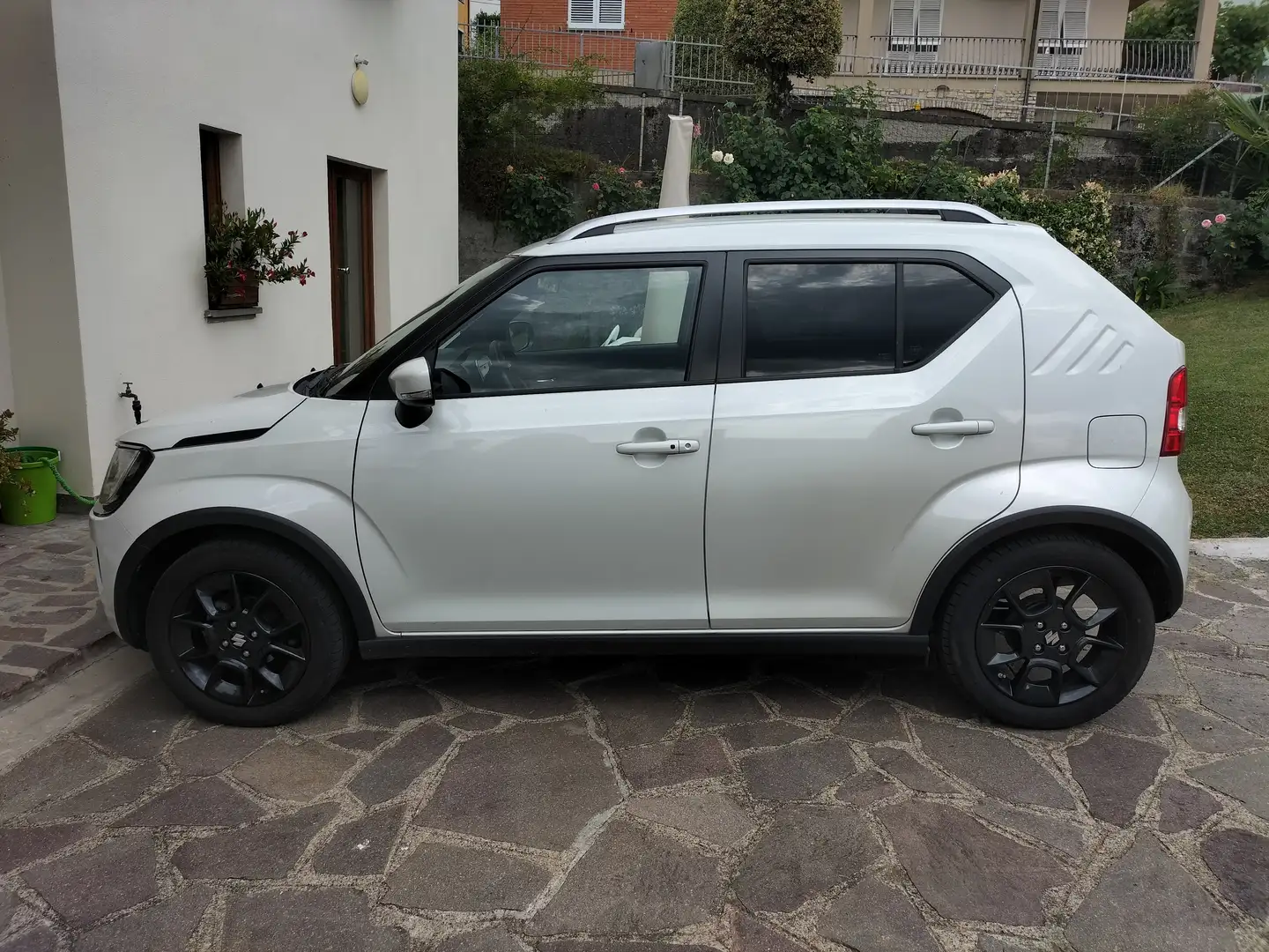 Suzuki Ignis Ignis III 2020 1.2h Top 2wd - 1