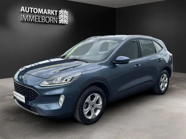 Ford Kuga view 4