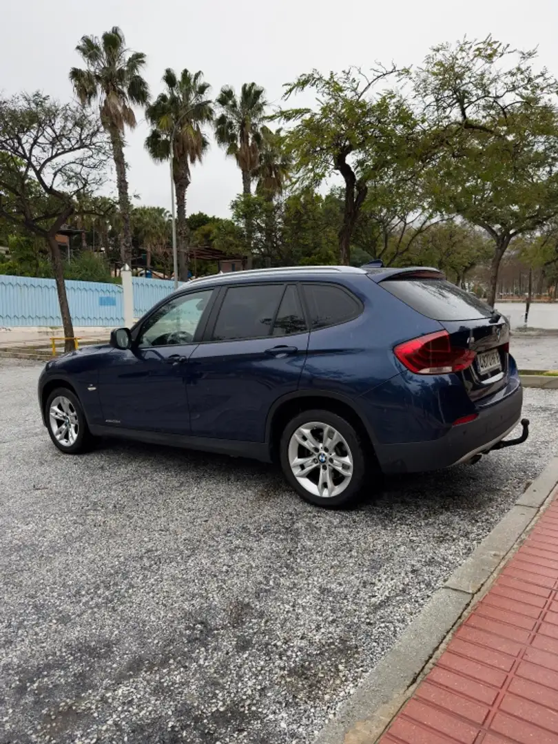 BMW X1 xDrive 20dA Azul - 1