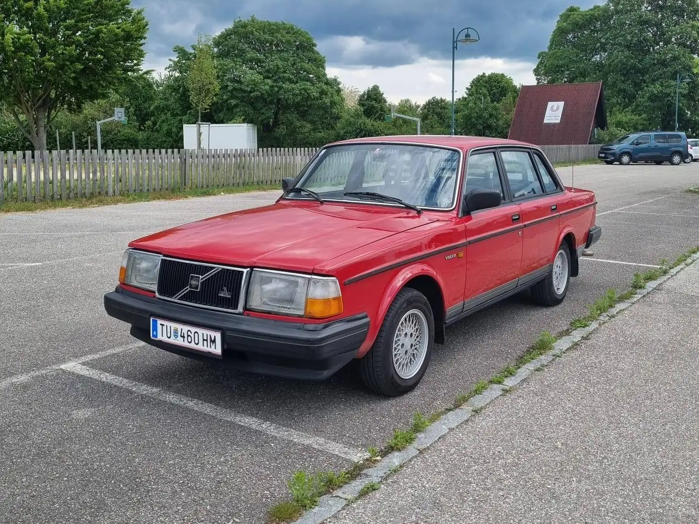 Volvo 240 240 DL Rot - 1