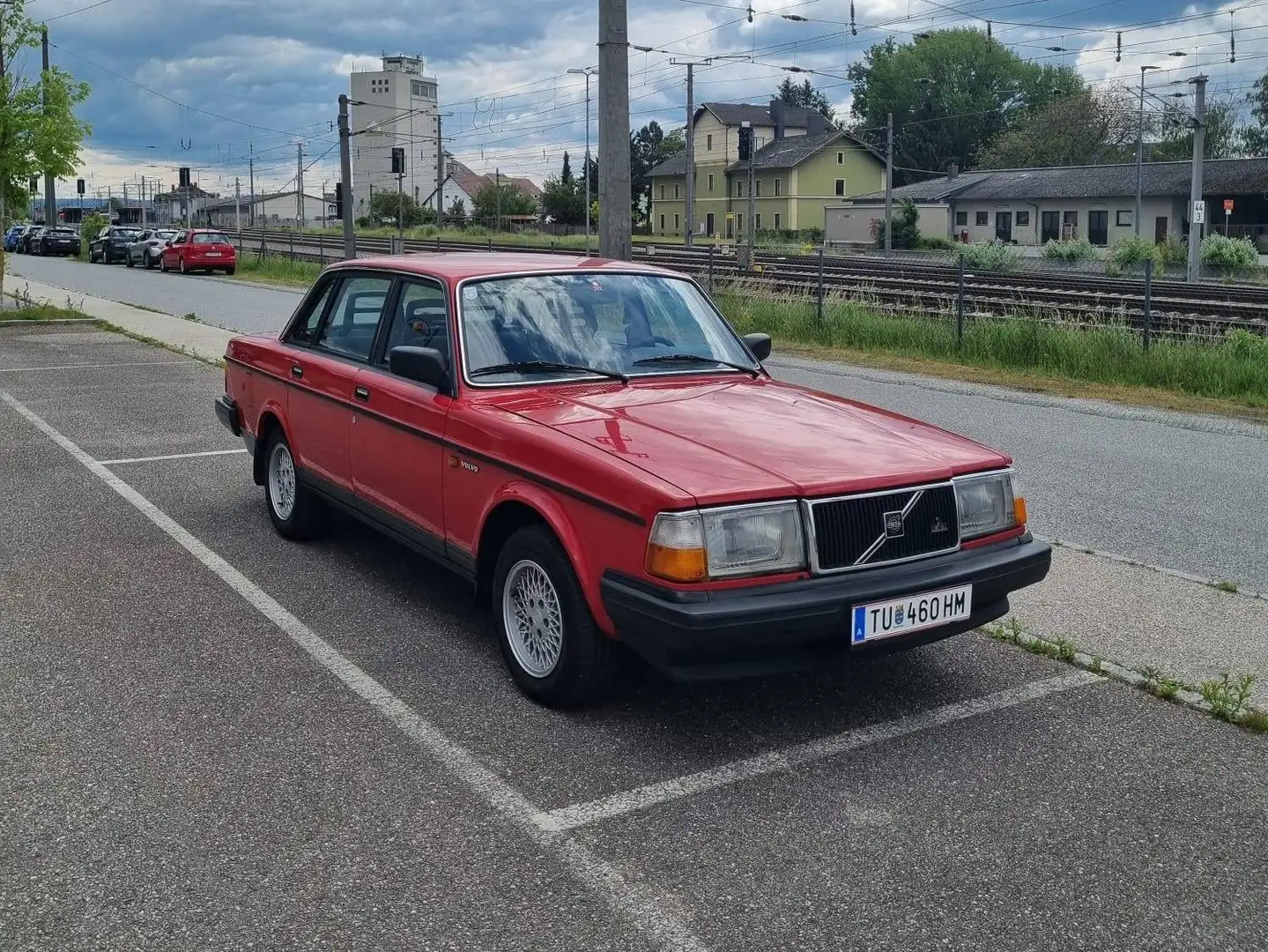 Volvo 240 240 DL Rot - 2