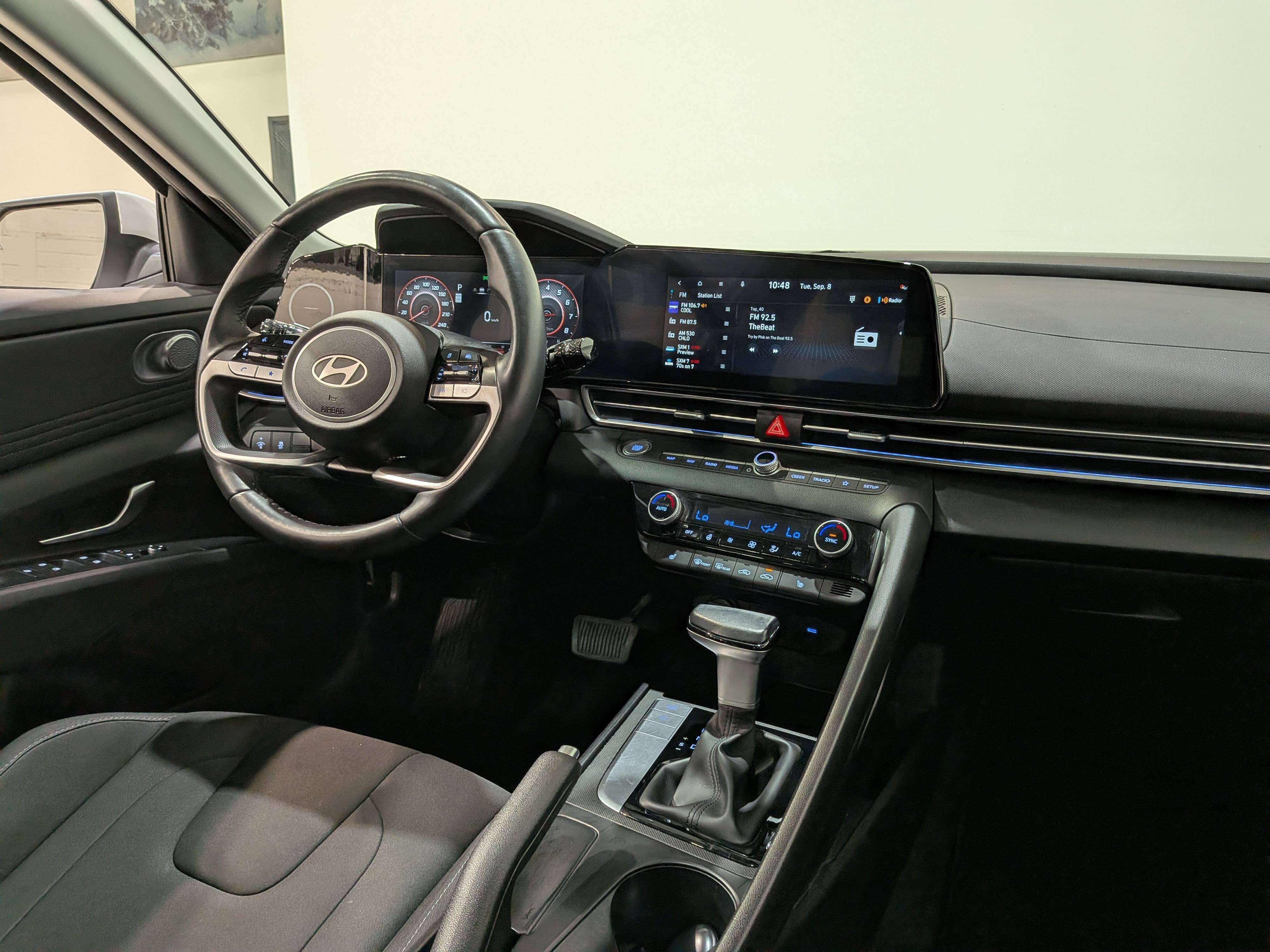 Hyundai Elantra 2025