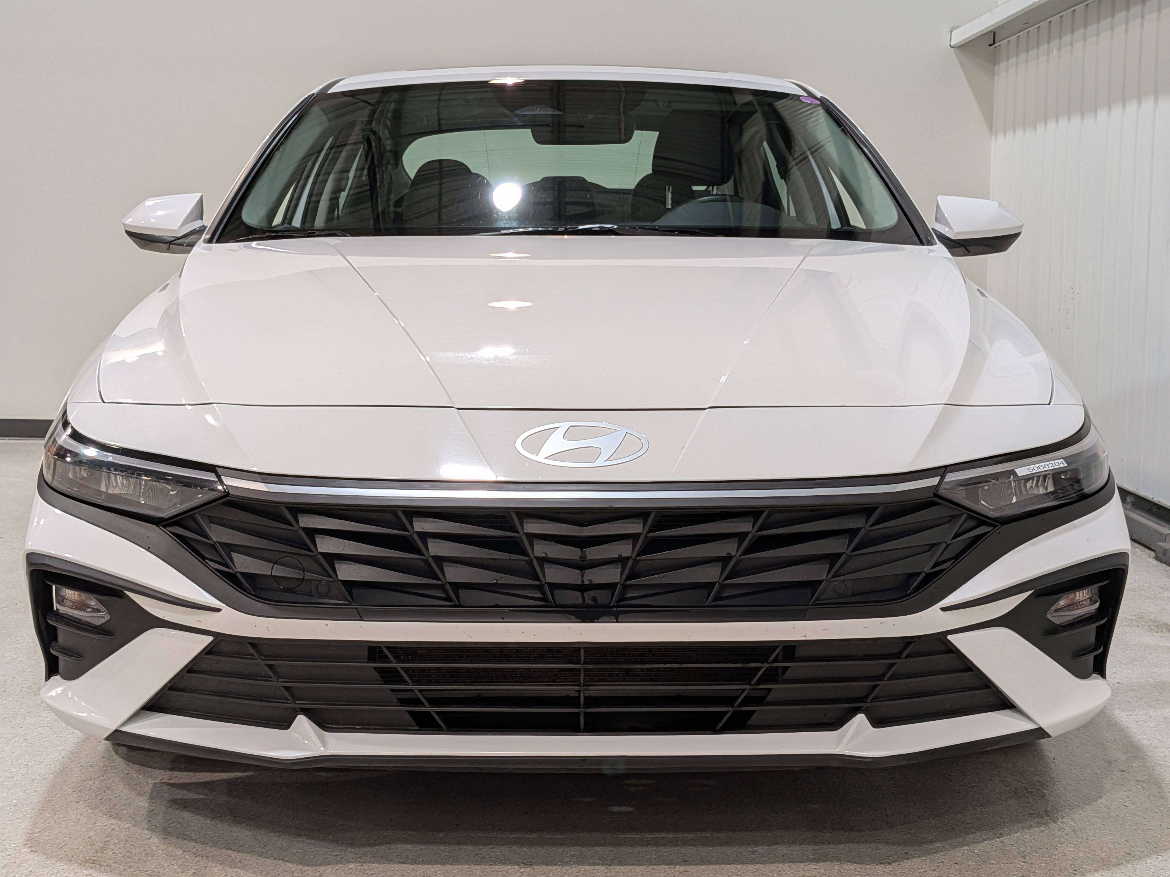 Hyundai Elantra 2025