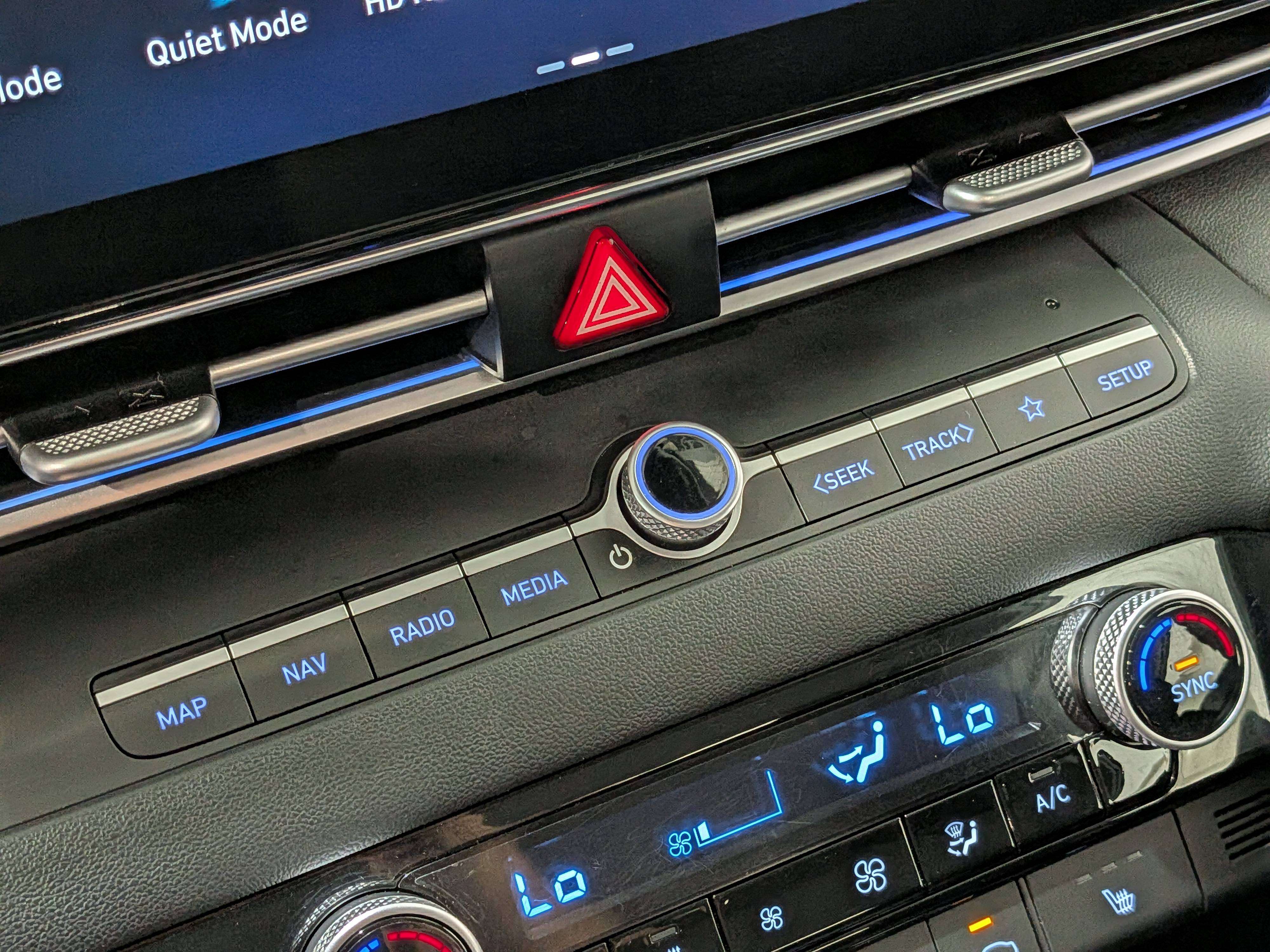 Hyundai Elantra 2025