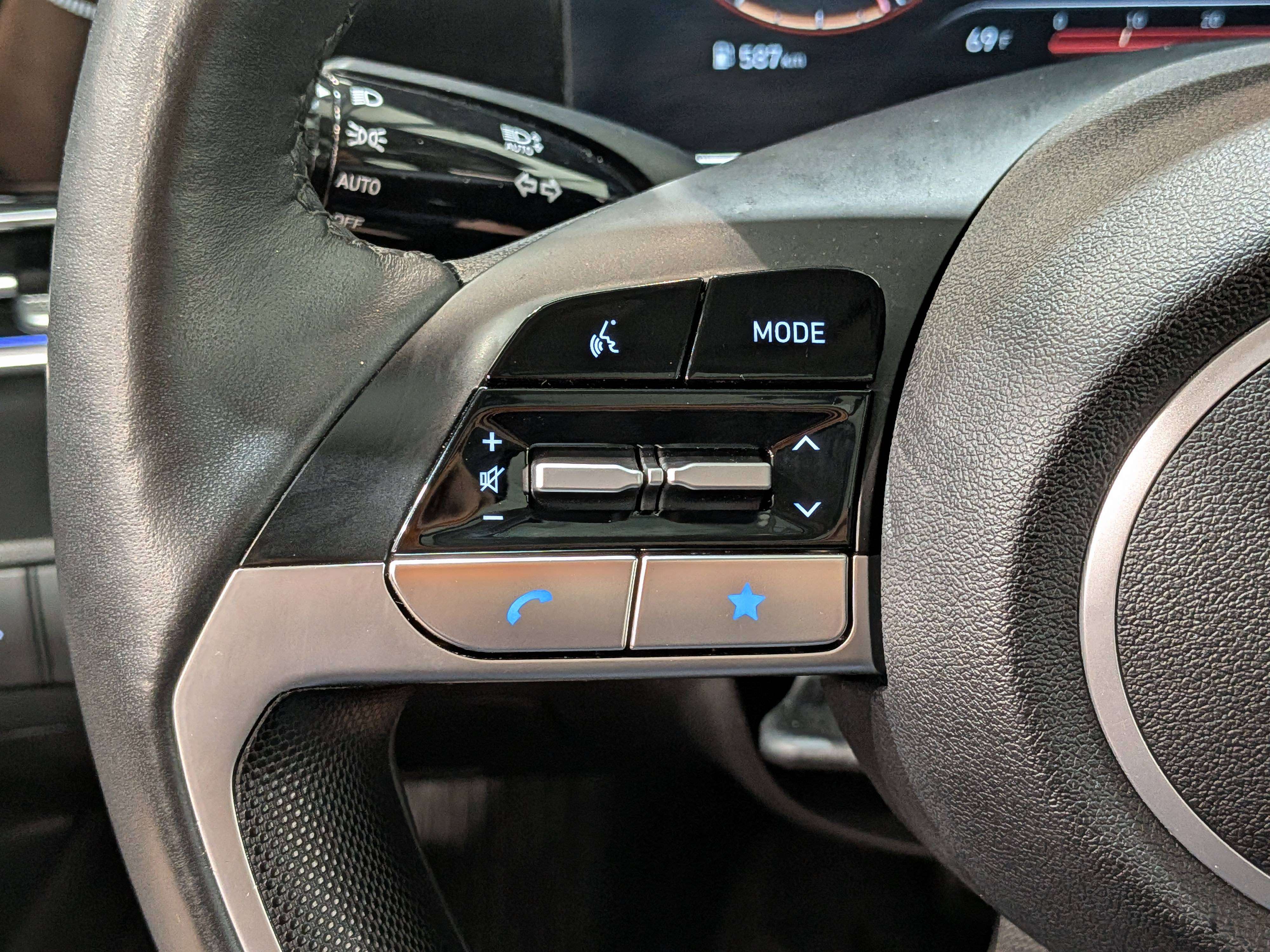 Hyundai Elantra 2025