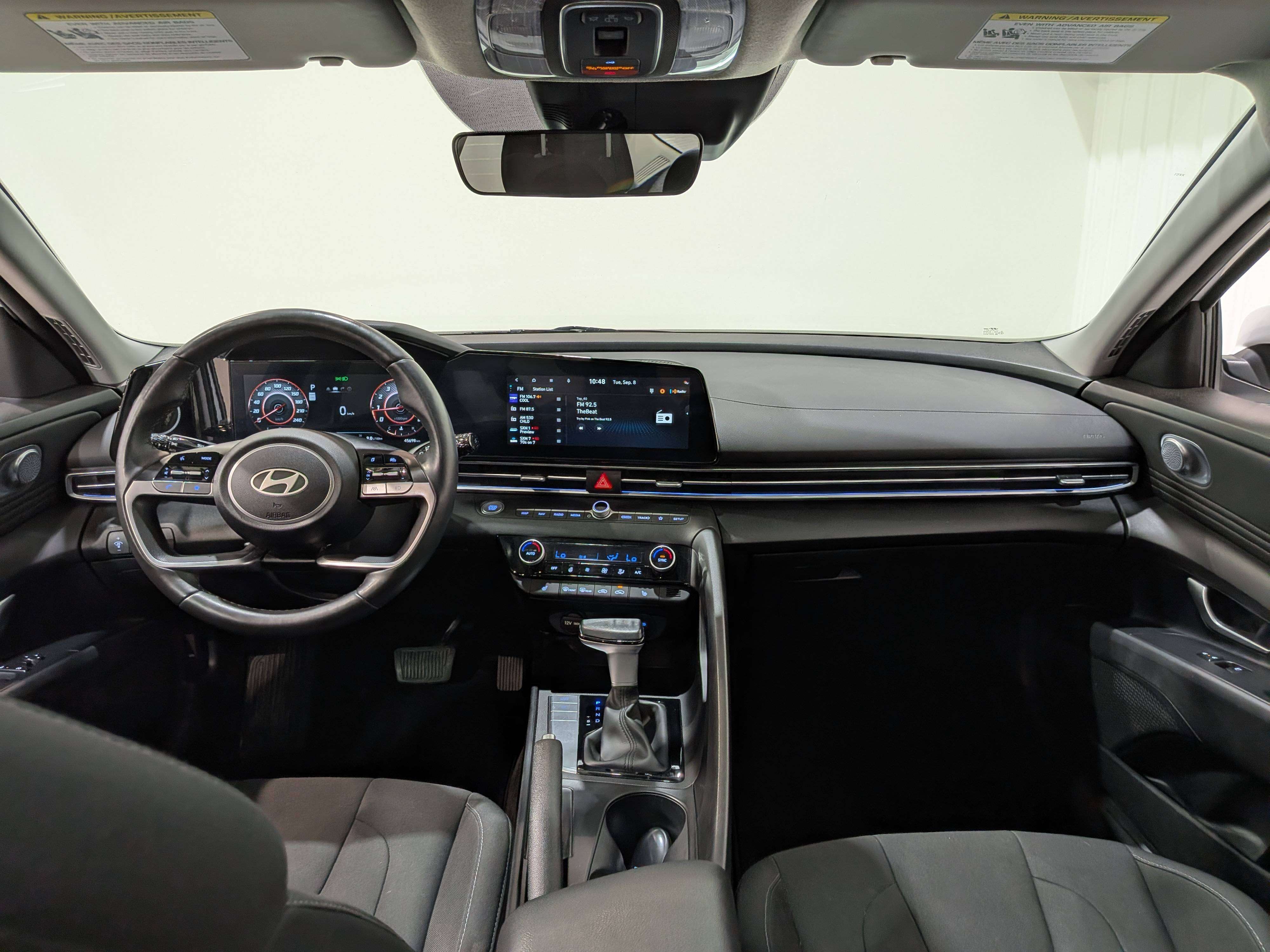 Hyundai Elantra 2025