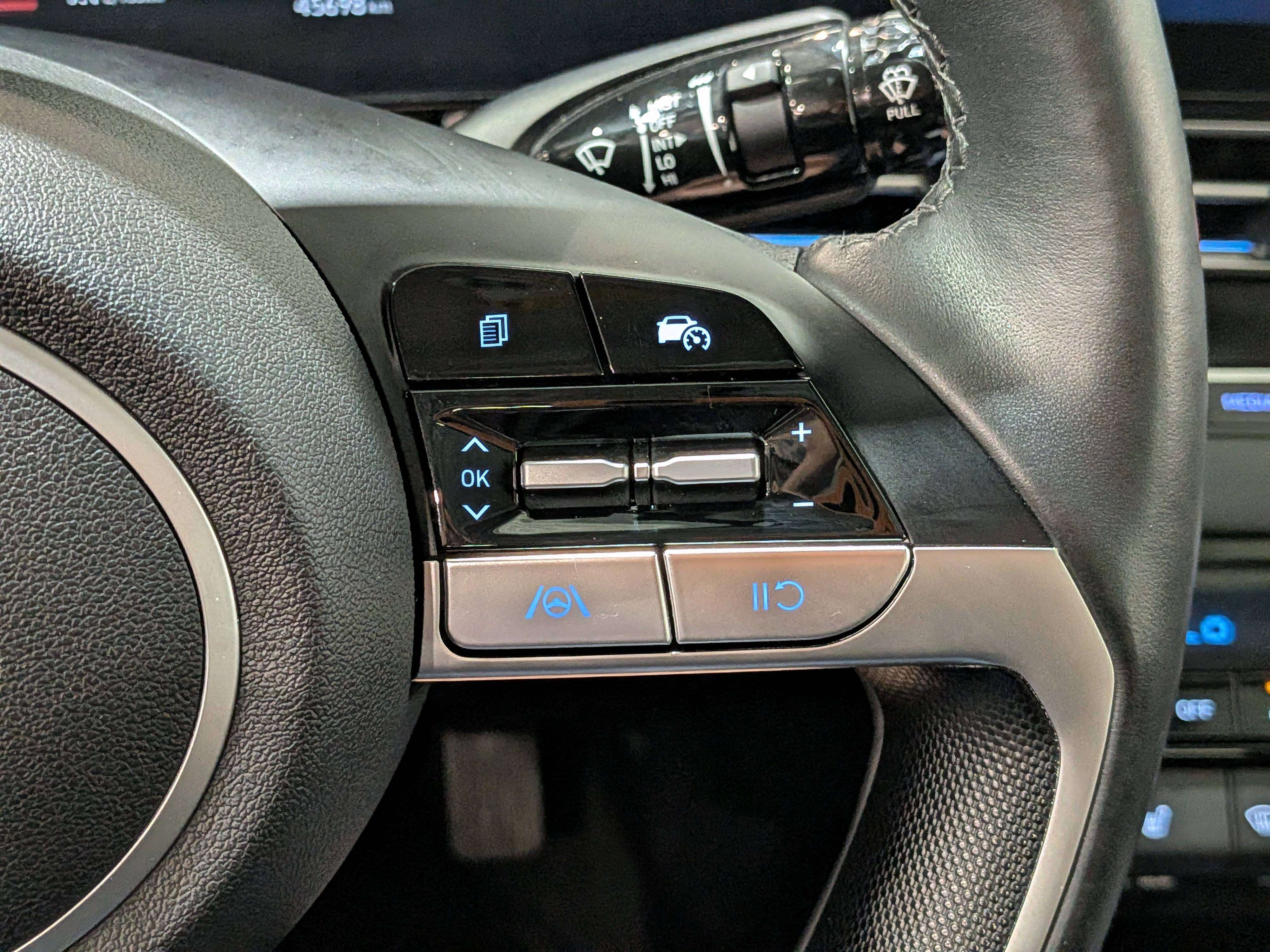 Hyundai Elantra 2025