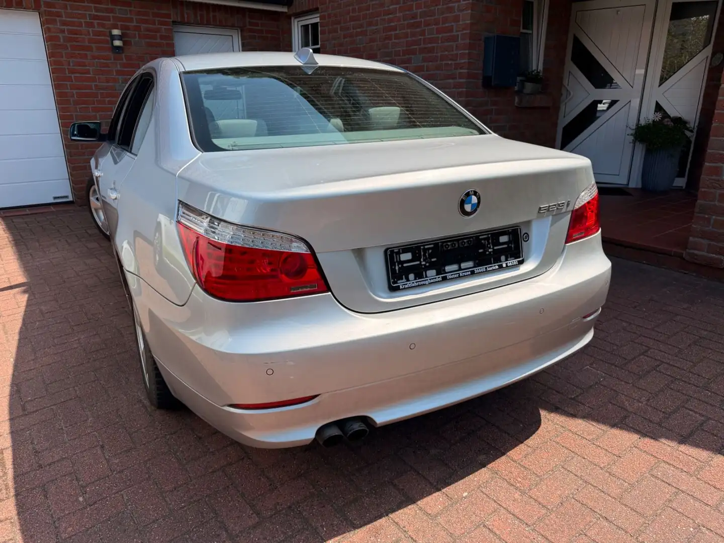 BMW 523 i E60 Advntage-Paket,Navi,Xenon,1. Hd.84000km Argent - 1