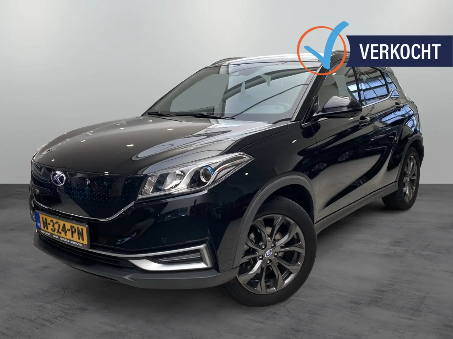 Seres Seres 3 52kWh [ TREKHAAK I 360 CAMERA I CLIMATE CONTROL & Black - 1