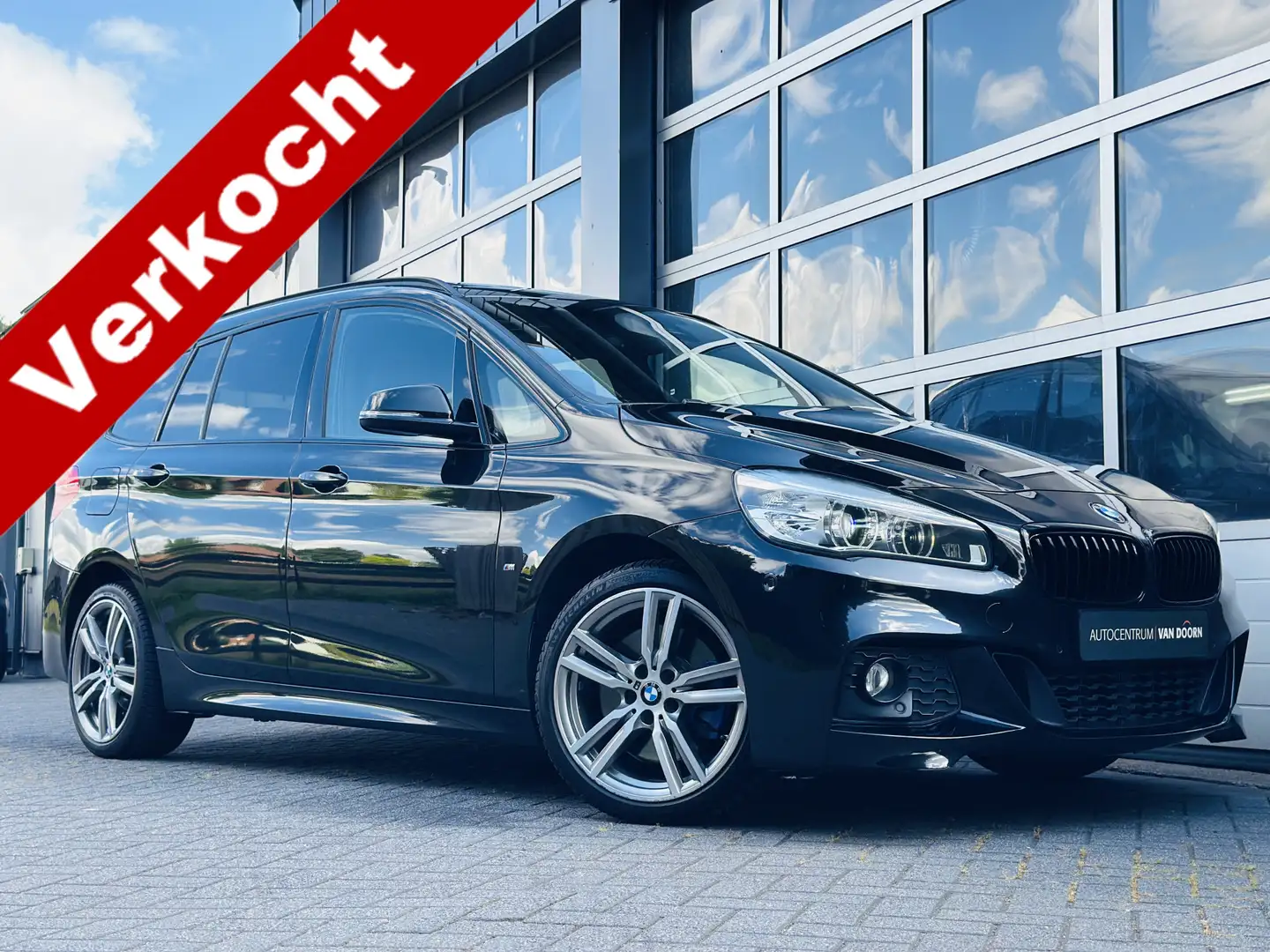 BMW 220 2-serie Gran Tourer 220i | Automaat | 7 persoons | Noir - 1