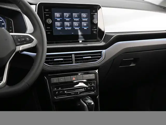 Volkswagen T-Cross view 15
