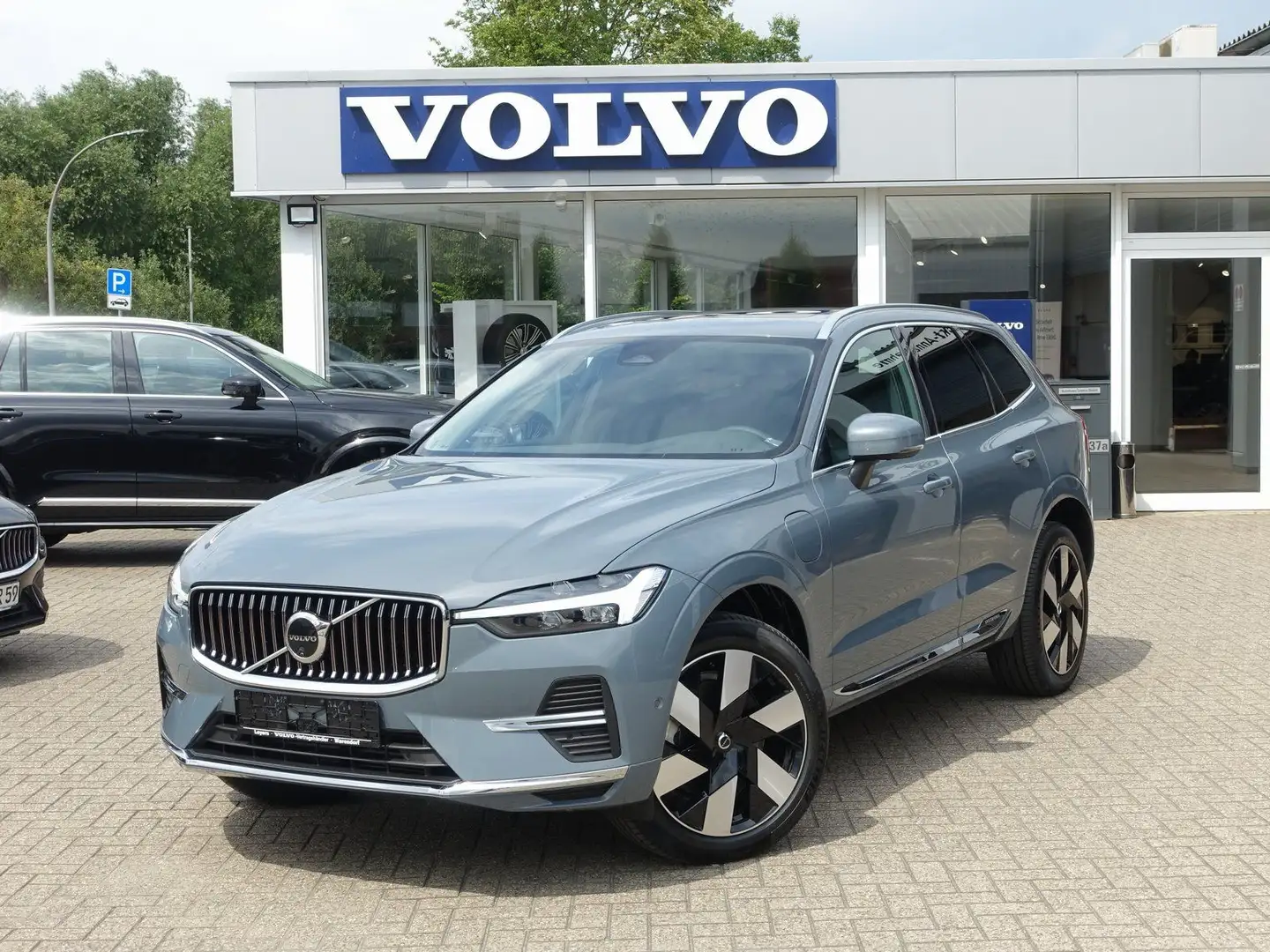 Volvo XC60 Recharge Plus T8 AWD/360°Cam/Pano/Memory - 1