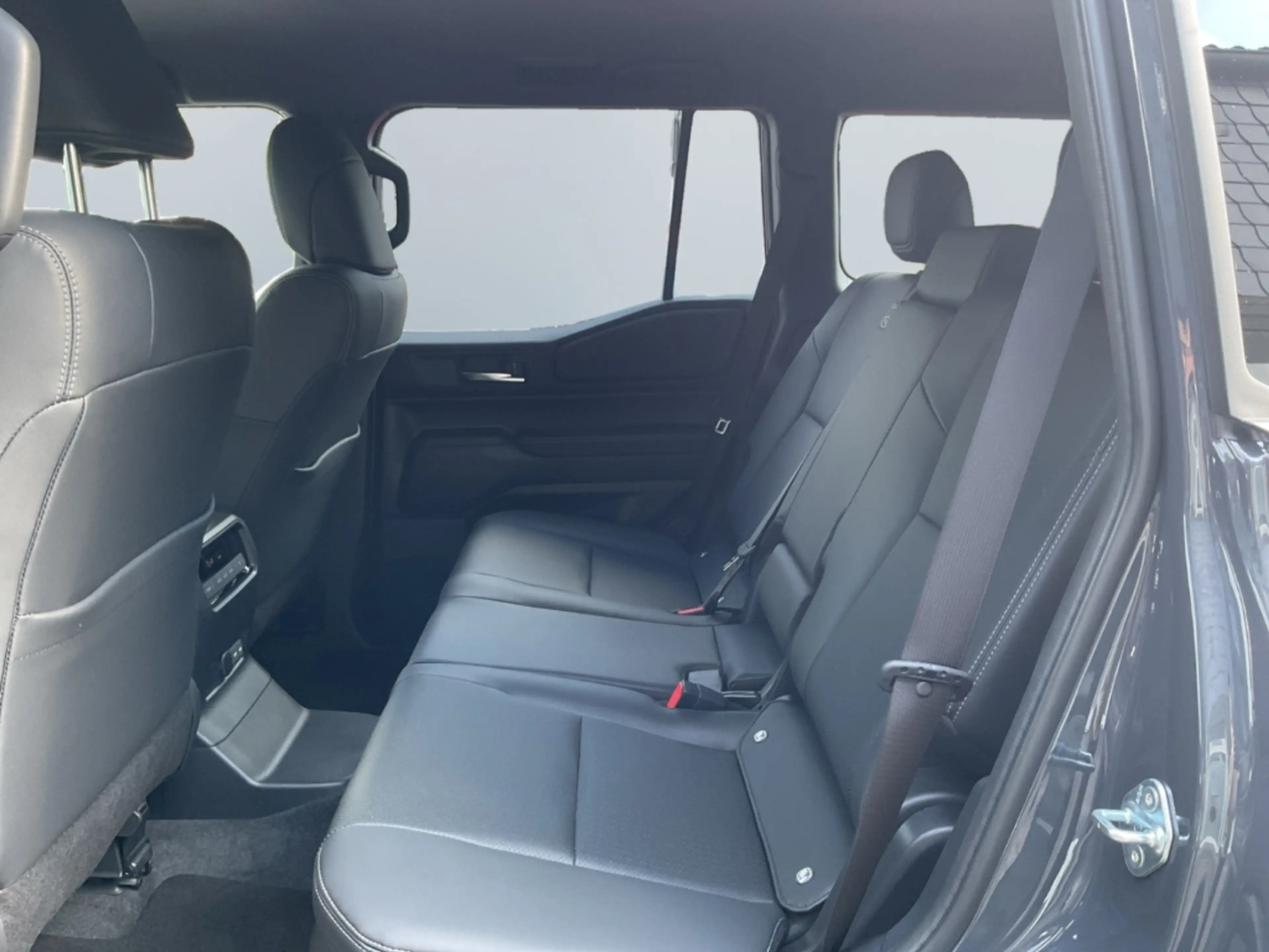 Toyota Land Cruiser 2.8 D Mild-Hybrid Executive *360*LED*SOFORT* — photo 15