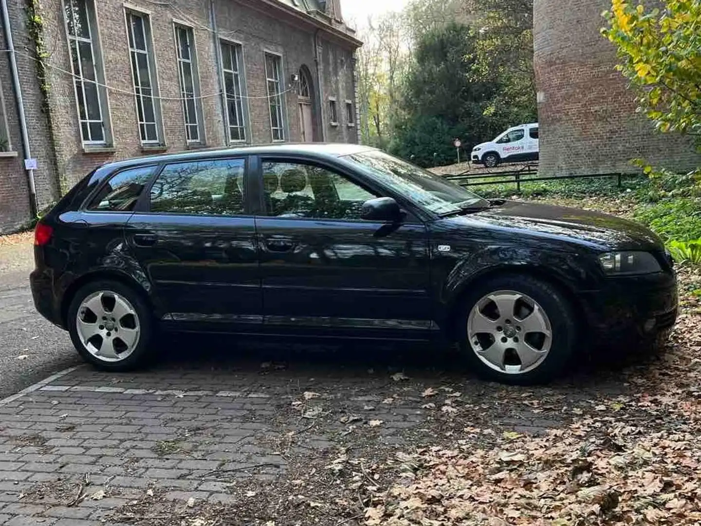 Audi A3 A3 Sportback 2.0i 16v FSI Ambition S line Noir - 2