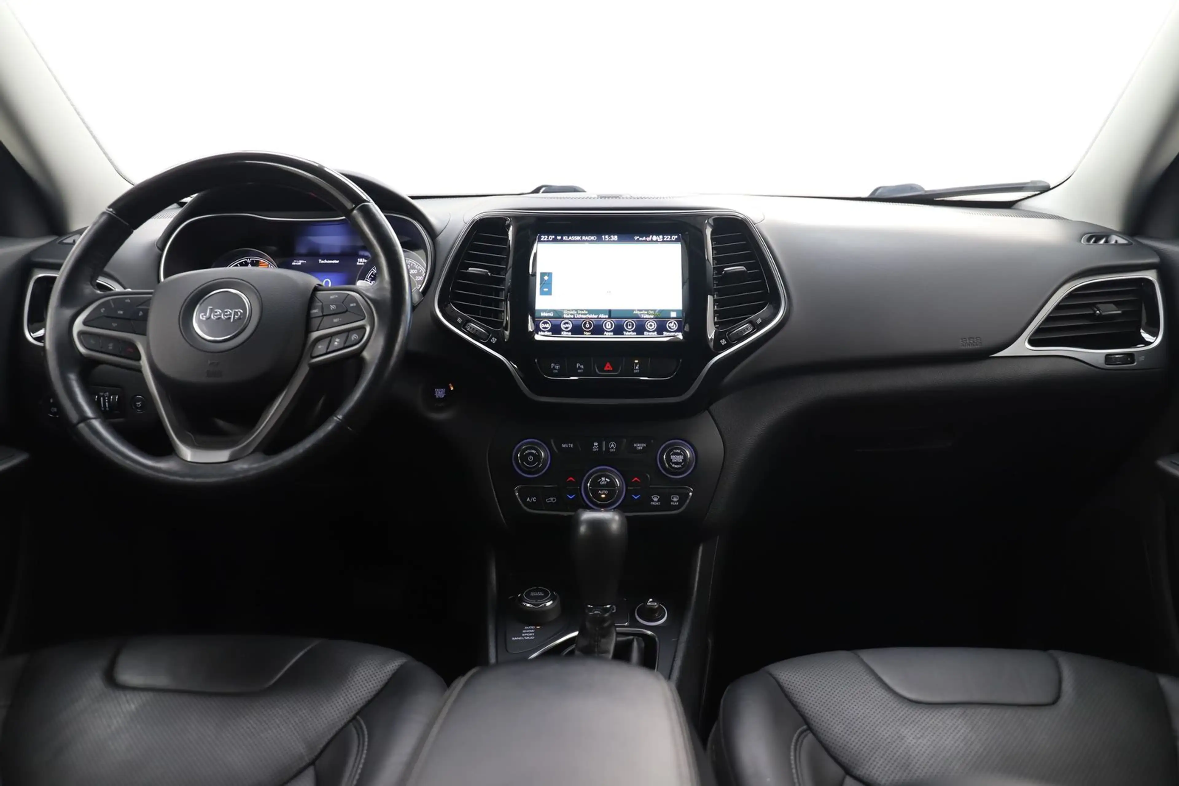 Jeep Cherokee 2.2CRD 195PS Overland 4WD Pano ACC 1Han — photo 14