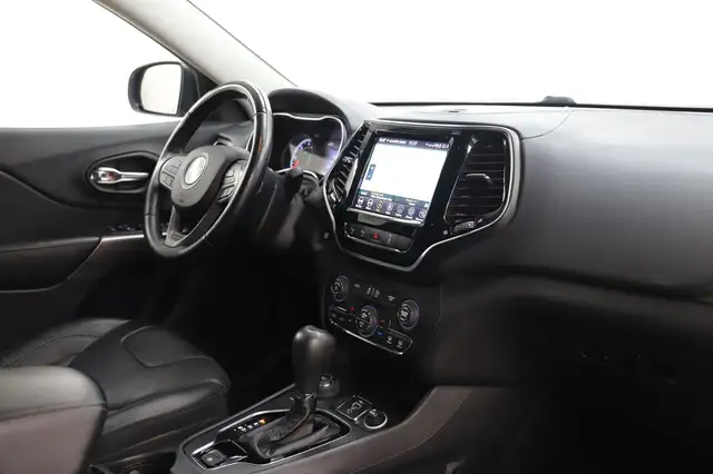 Jeep Cherokee view 15