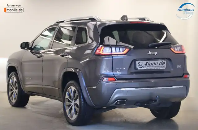 Jeep Cherokee view 6