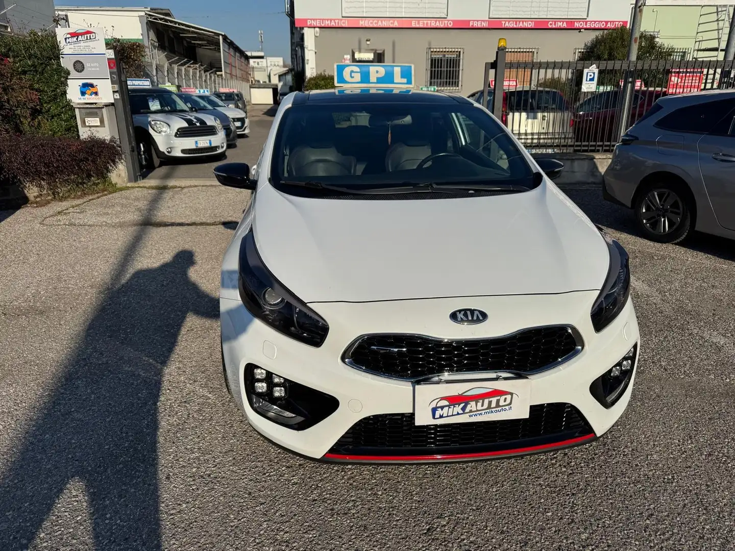 Kia Ceed / cee'd Pro-Ceed 1.6 t-gdi GT 1st edition GPL Blanc - 2