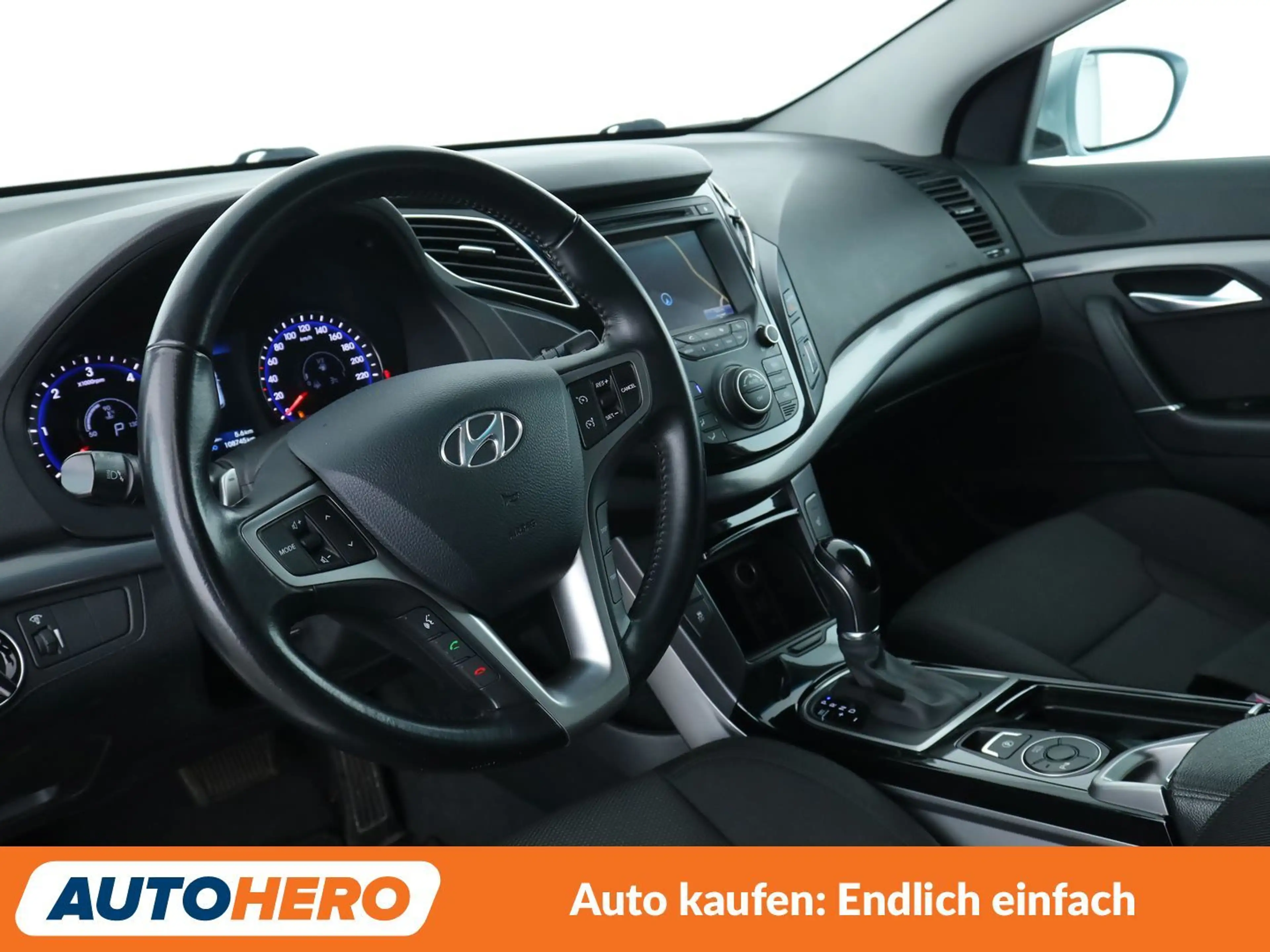 Hyundai i40 1.7 CRDi FIFA World Cup Edition Aut.*NAVI*XENON* — photo 11