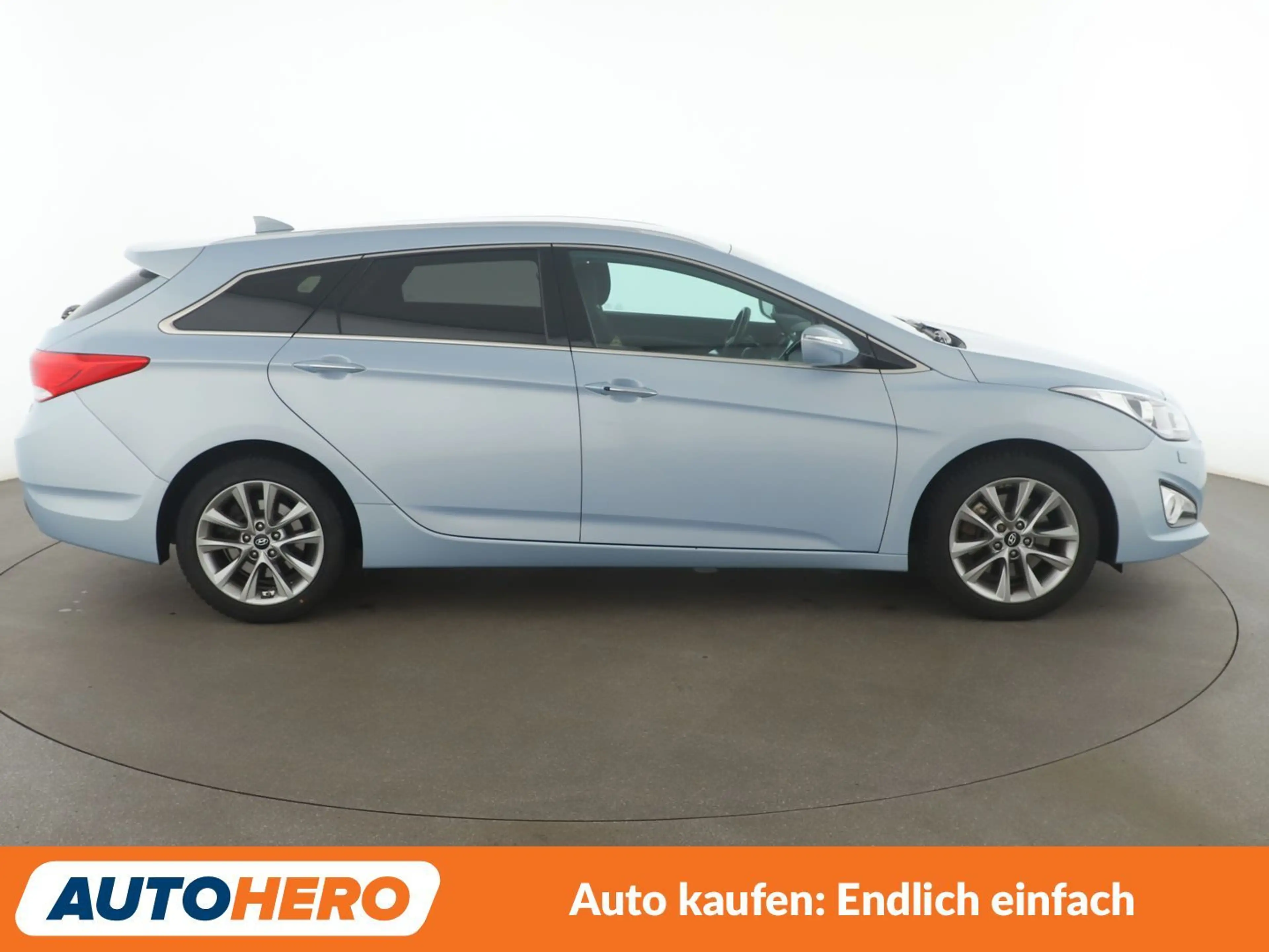 Hyundai i40 1.7 CRDi FIFA World Cup Edition Aut.*NAVI*XENON* — photo 7