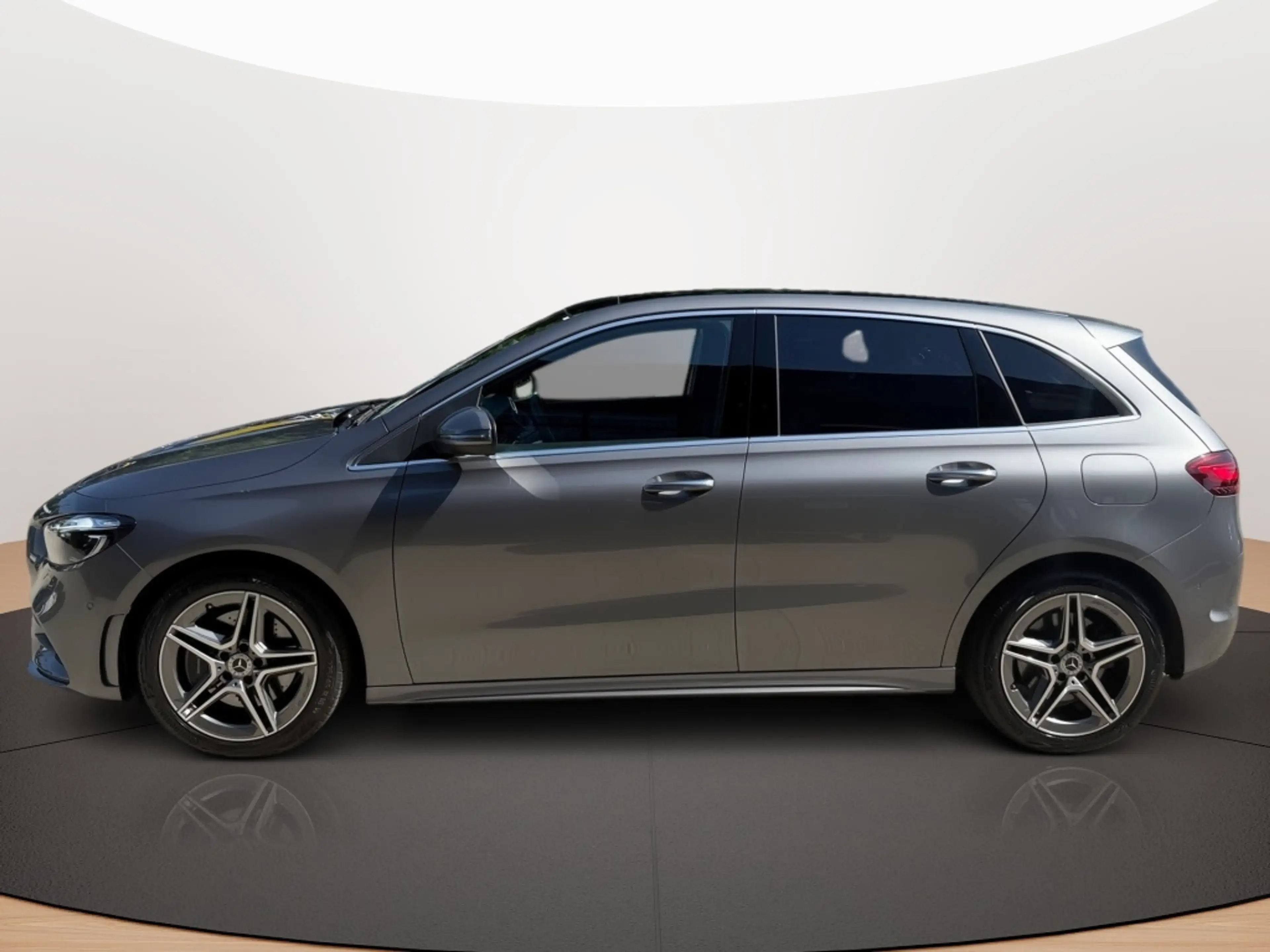 Mercedes-Benz B 250 e  AMG AHK KAMERA PANO SPUR STANDH PDC SHD — photo 10