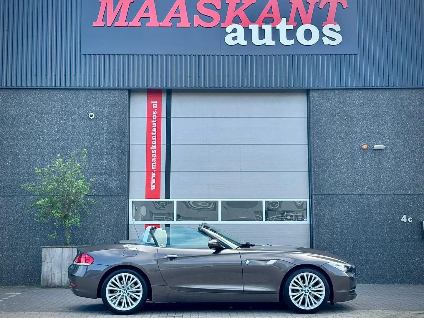 BMW Z4 Roadster (e89) Sdrive23i / Manual / Navi / Sportse Marrón - 1