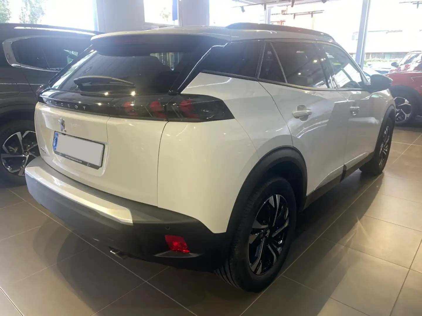 Peugeot 2008 1.5BlueHDi S&S Allure 110 Blanco - 2