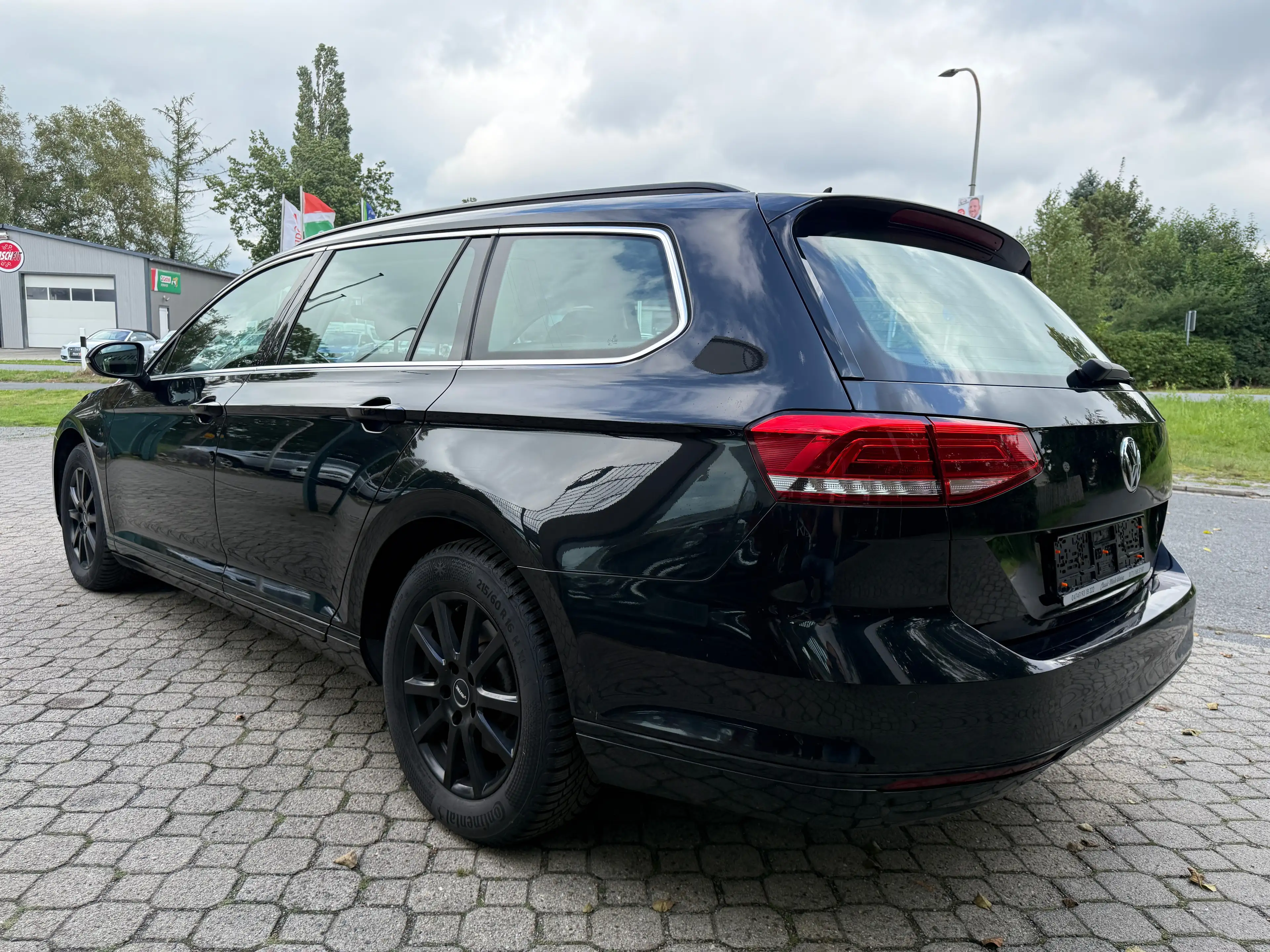 Volkswagen Passat Variant 2.0 TDI Comfortline *HU 2/2028*DSG*Navi*Kamera*Zahnriemen neu* — photo 8