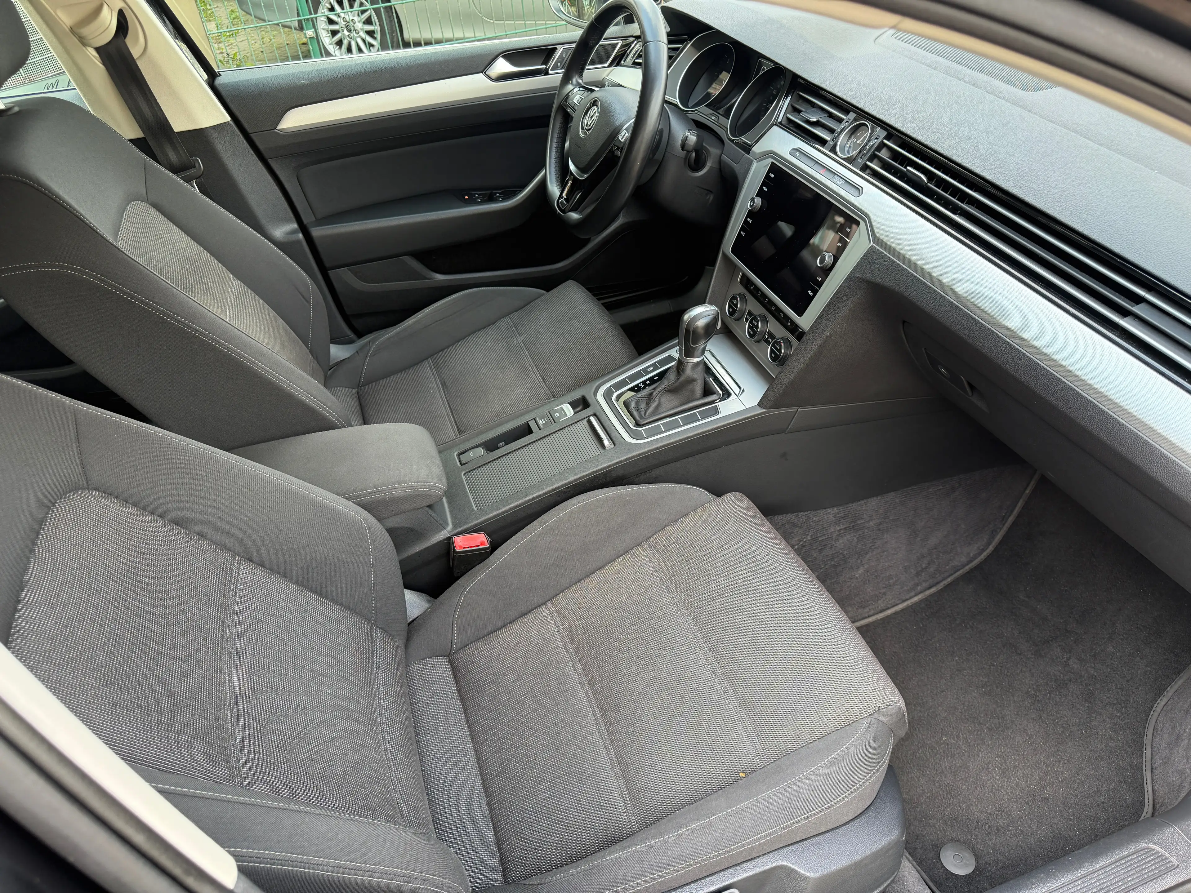 Volkswagen Passat Variant 2.0 TDI Comfortline *HU 2/2028*DSG*Navi*Kamera*Zahnriemen neu* — photo 10
