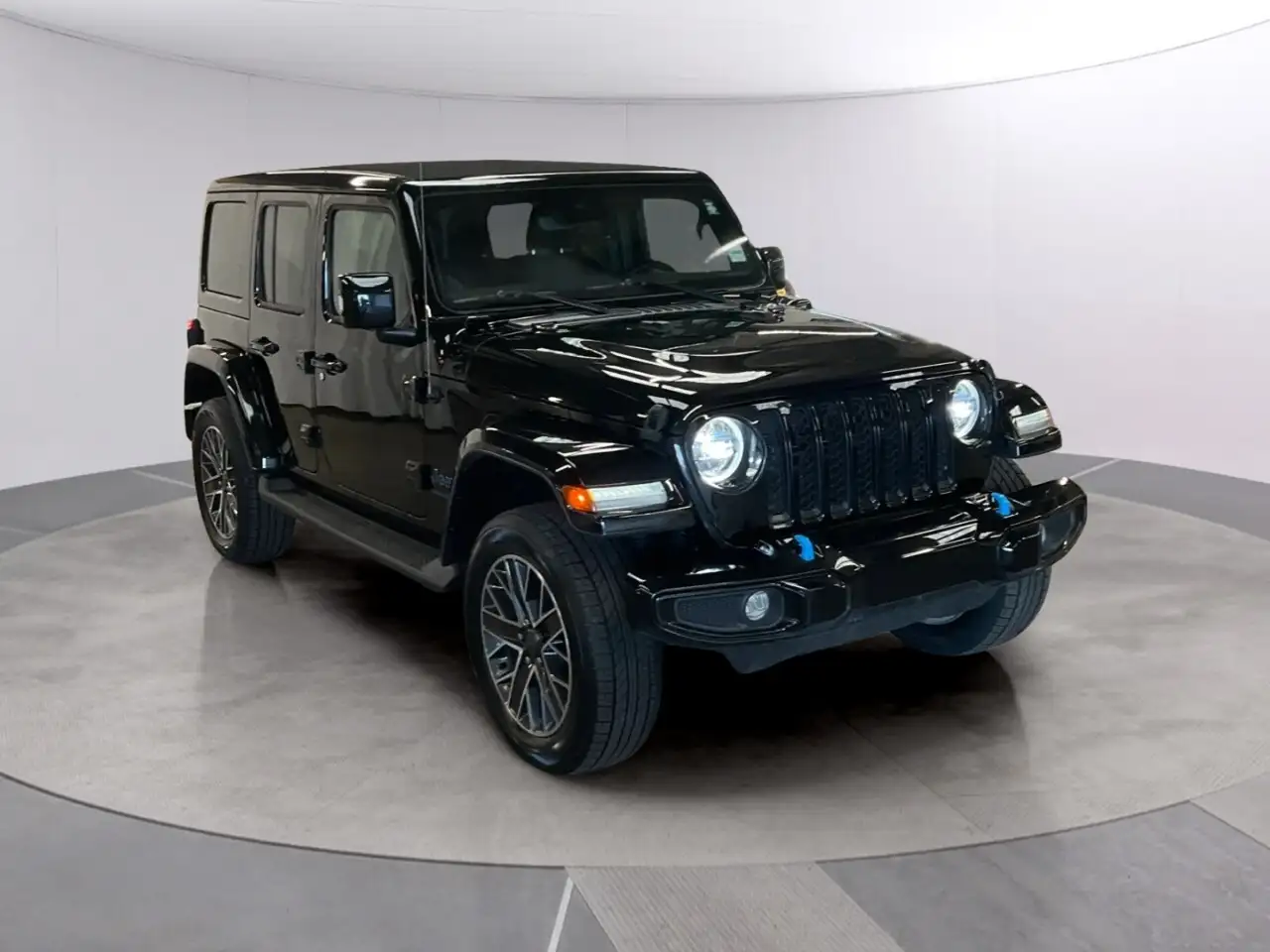 Jeep Wrangler photo Jeep Wrangler