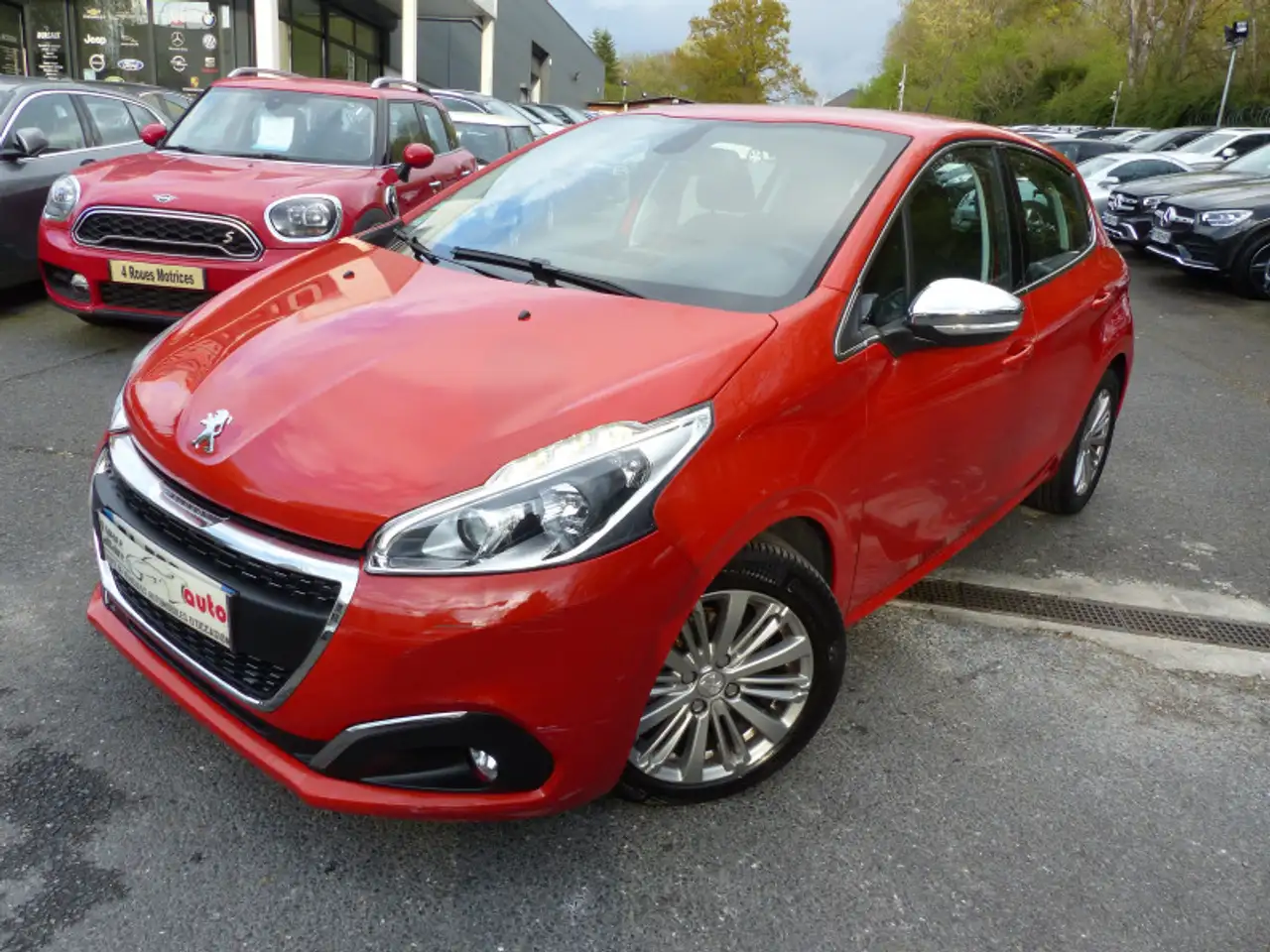 Peugeot 208 1.2 PURETECH 110CH ALLURE S\\u0026S EAT6