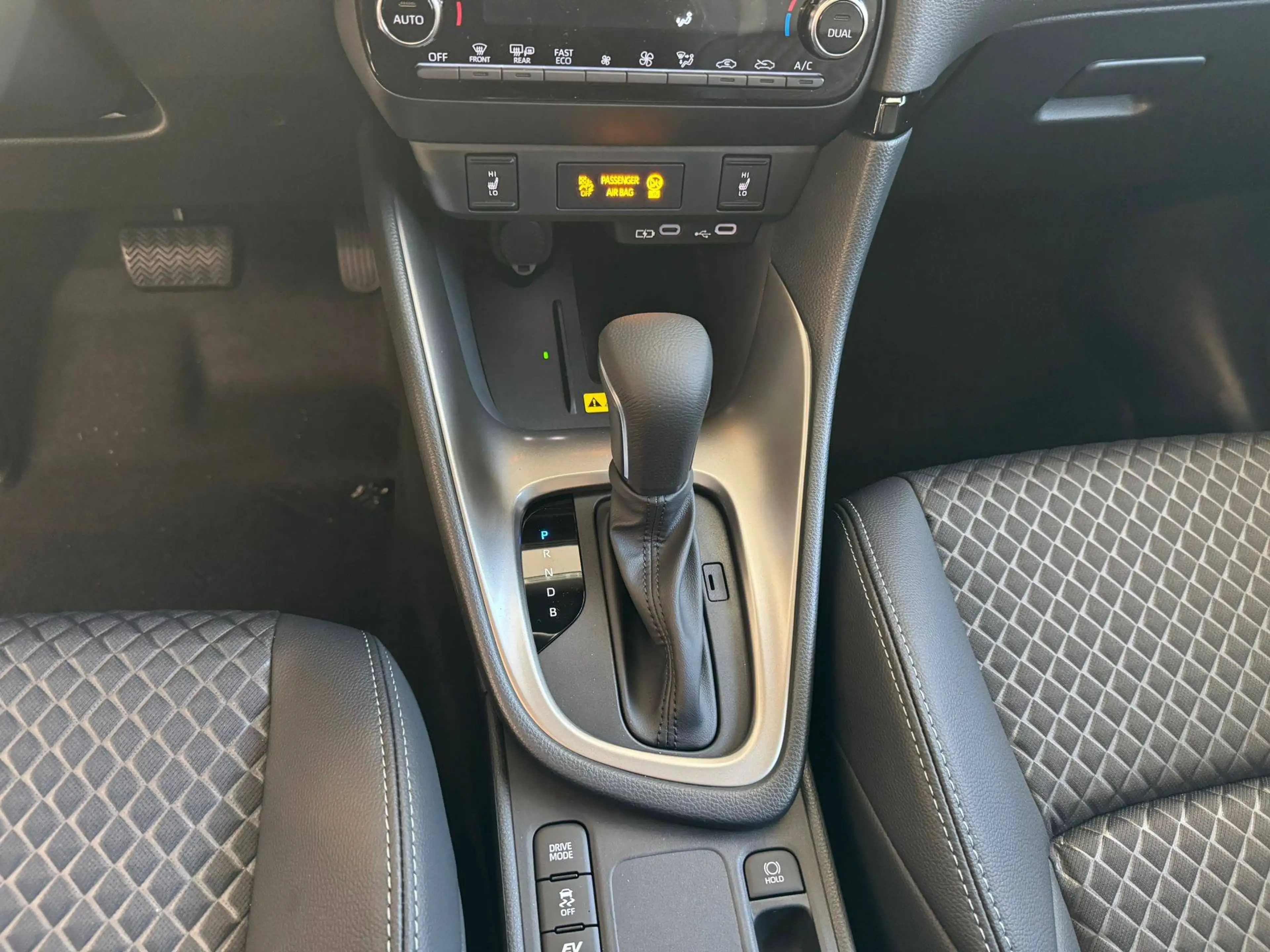 Mazda 2 Hybrid 1.5L Homura Plus 116 PS *Pano*Navi*Kamera*T — photo 15