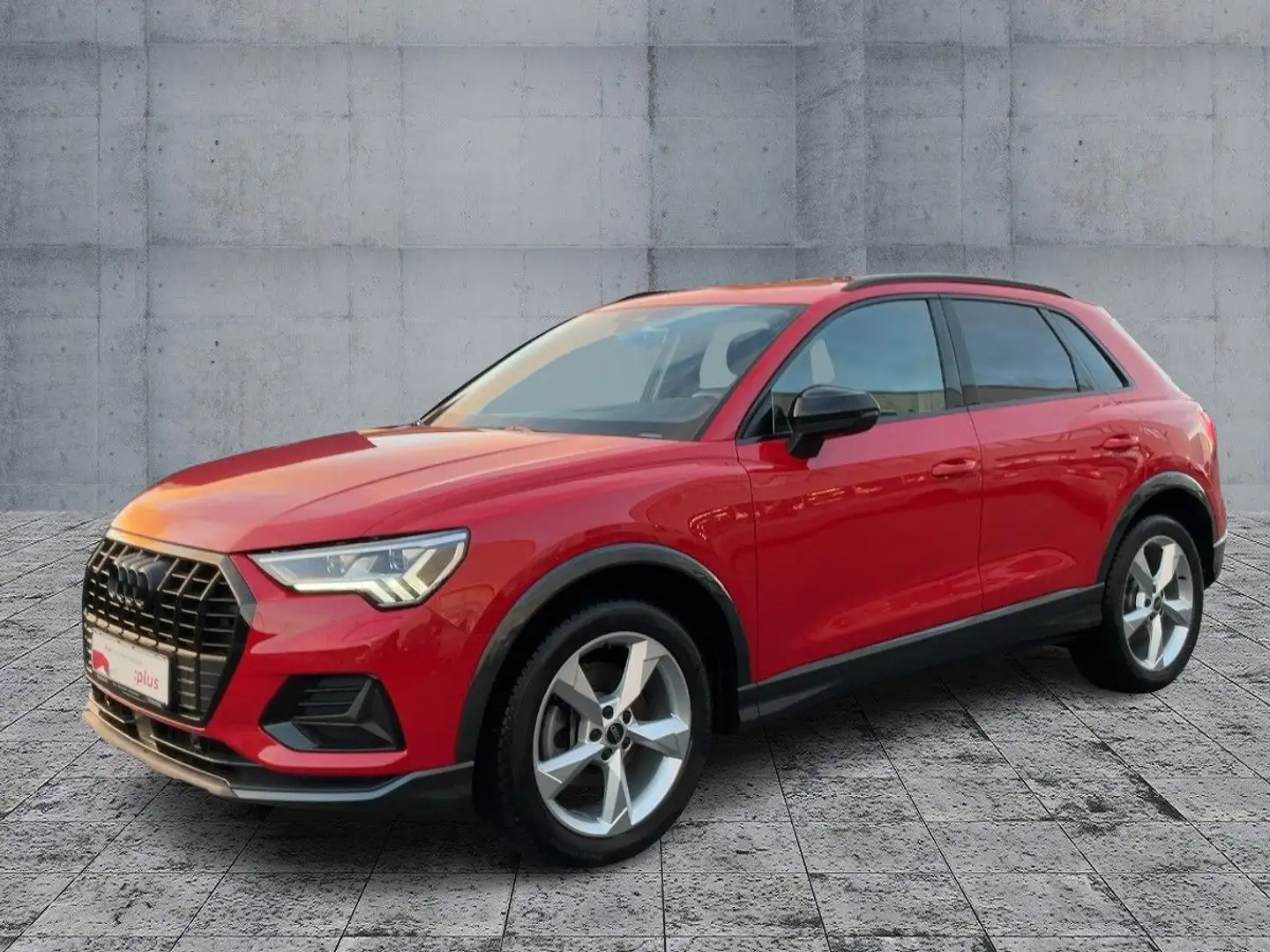 Audi Q3 40 TFSI QU ADVANCED MATRIX+NAVI+RFK+AHK+19"LM Rot - 2