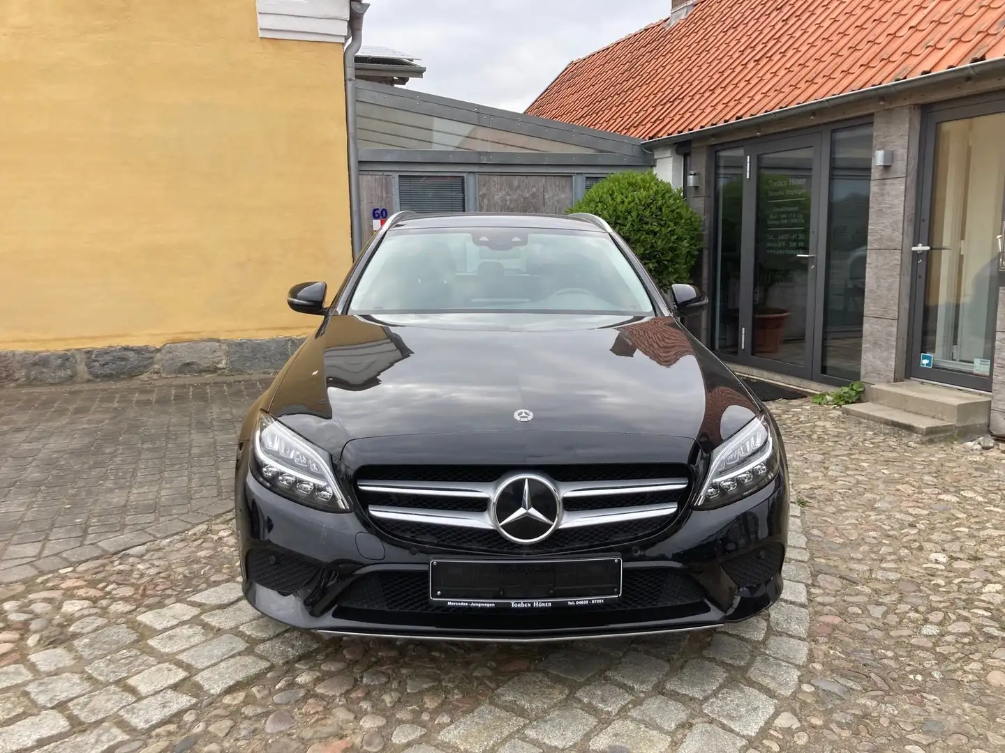 Mercedes-Benz C 200 Td Avantgarde 9G-Tr. LED Navi Kamera MBux Schwarz - 2