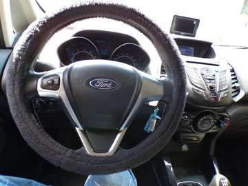 1.0 125cv noir 06/17 Airco Camera Radio Bluetooth