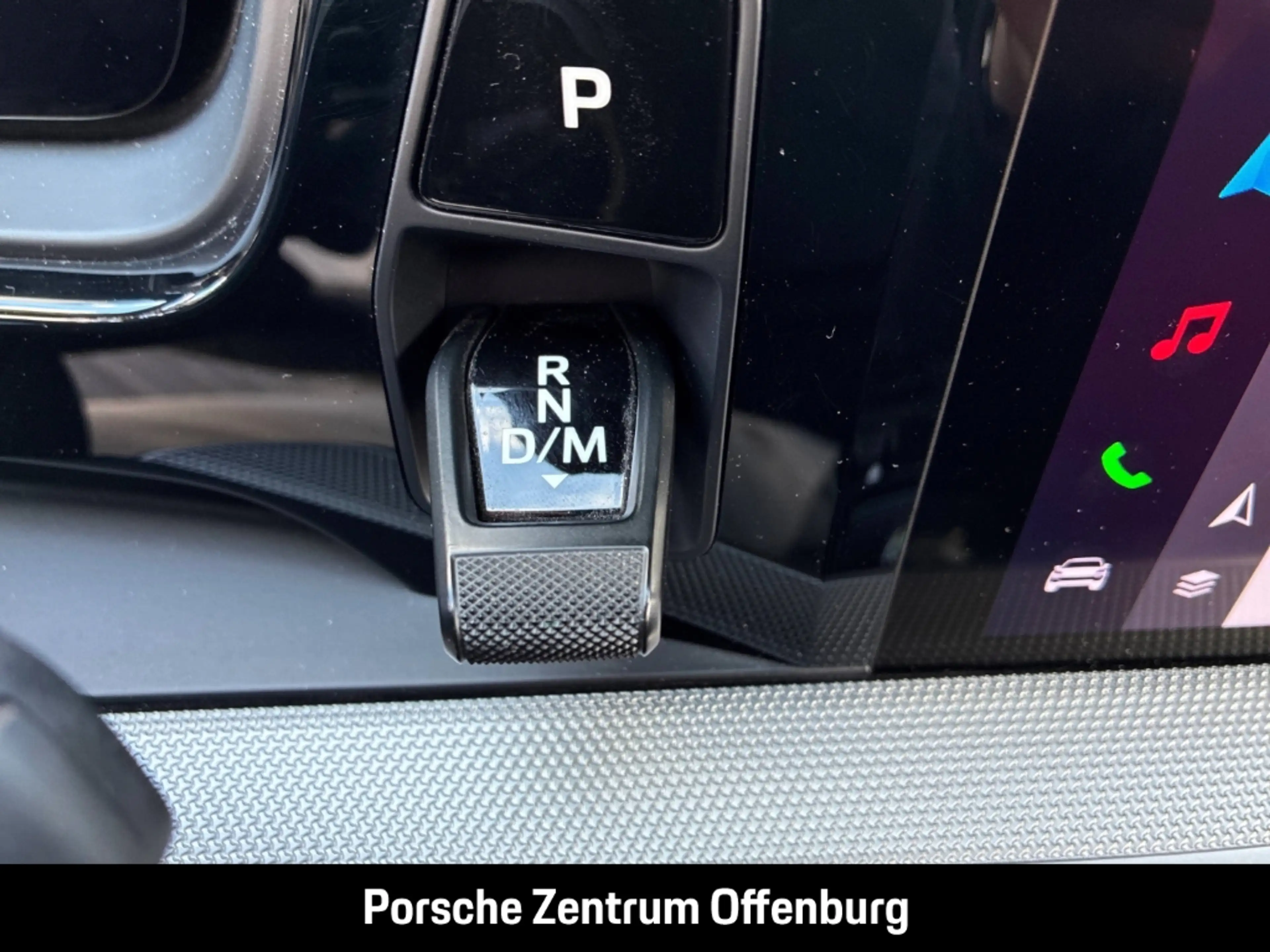 Porsche Cayenne E-Hybrid — photo 11
