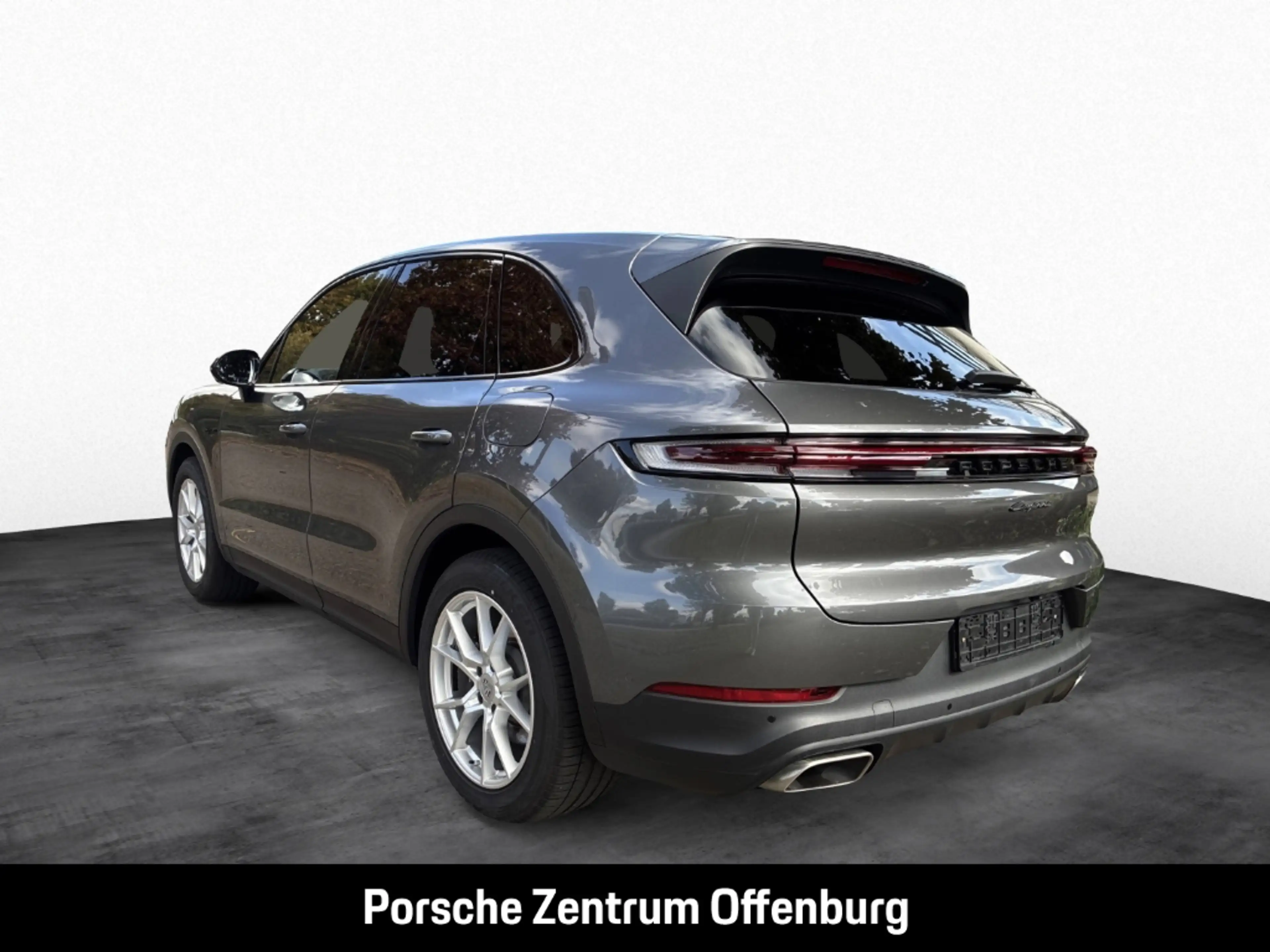 Porsche Cayenne E-Hybrid — photo 3